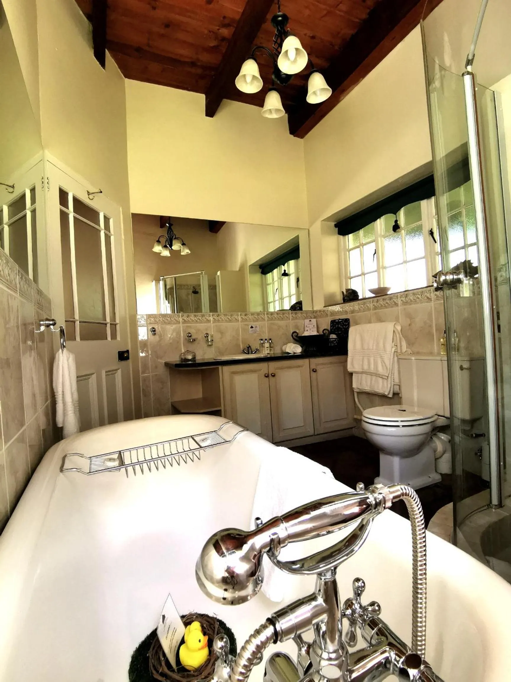 Bathroom in Le Manoir de Brendel