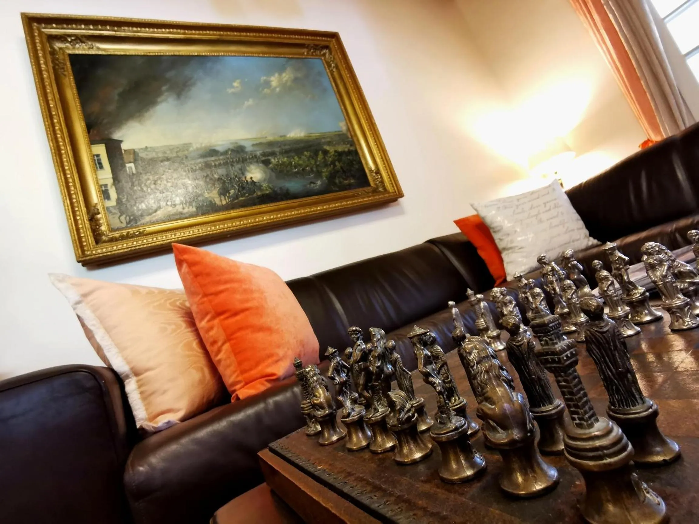 Communal lounge/ TV room in Le Manoir de Brendel