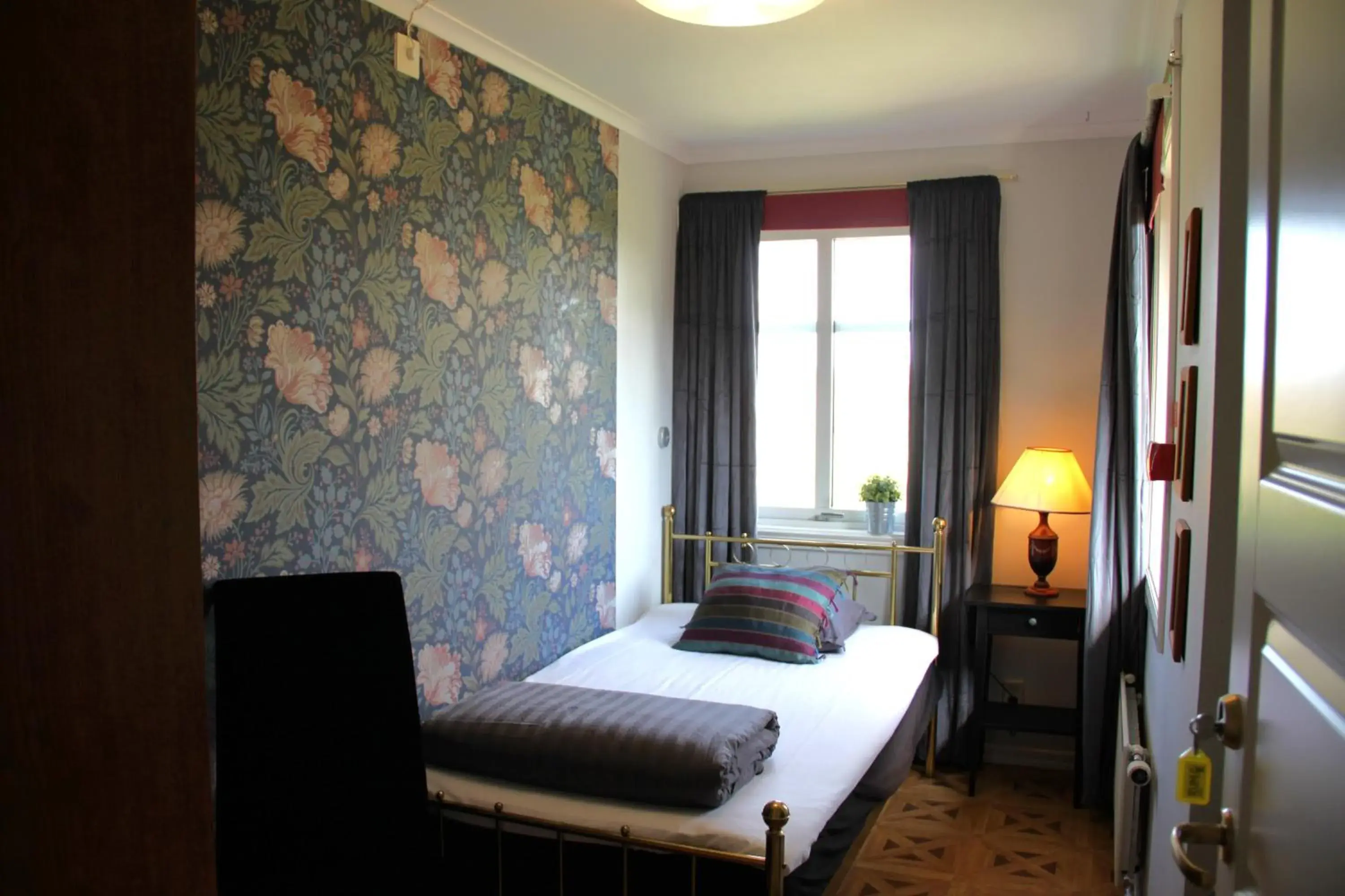 Single Room with Shared Bathroom in Älgbergets Bed & Breakfast Single Room with Shared Bathroom in Älgbergets Bed & Breakfast