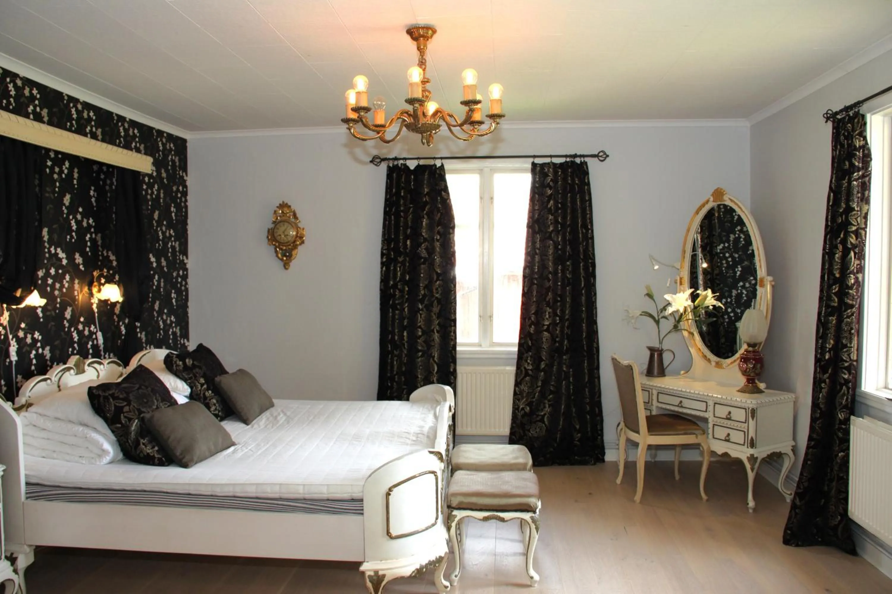 Bed in Älgbergets Bed & Breakfast