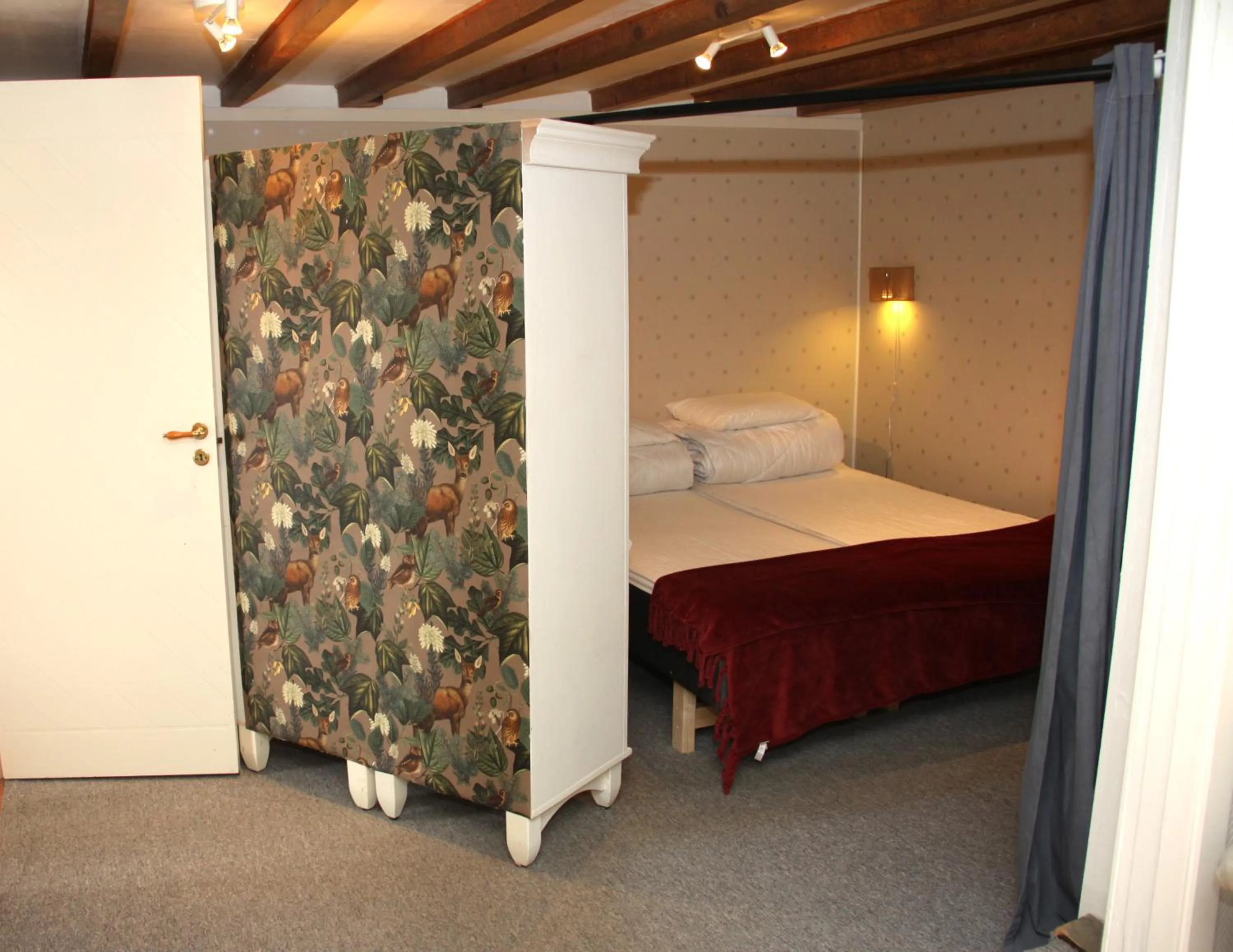 Bed in Älgbergets Bed & Breakfast