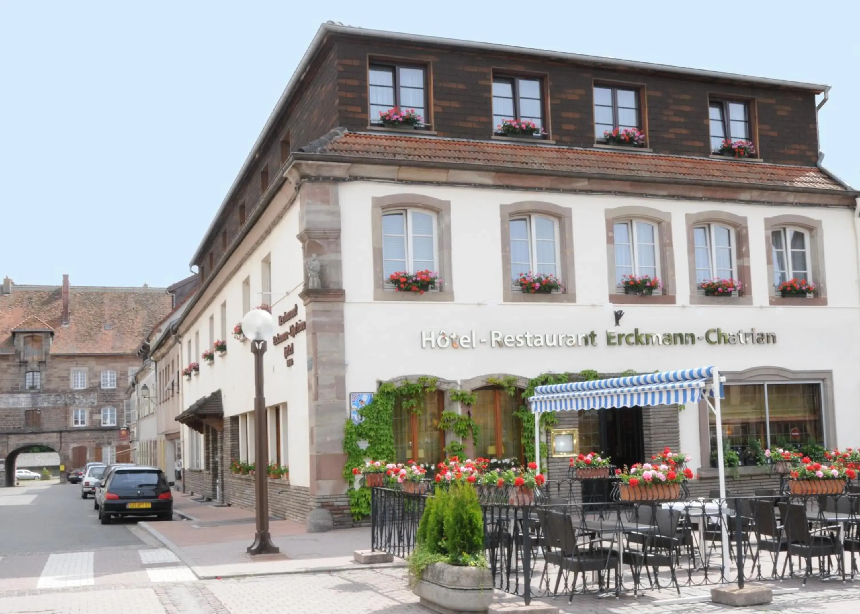 Hôtel Restaurant Chez Henriette Hôtel Restaurant Chez Henriette