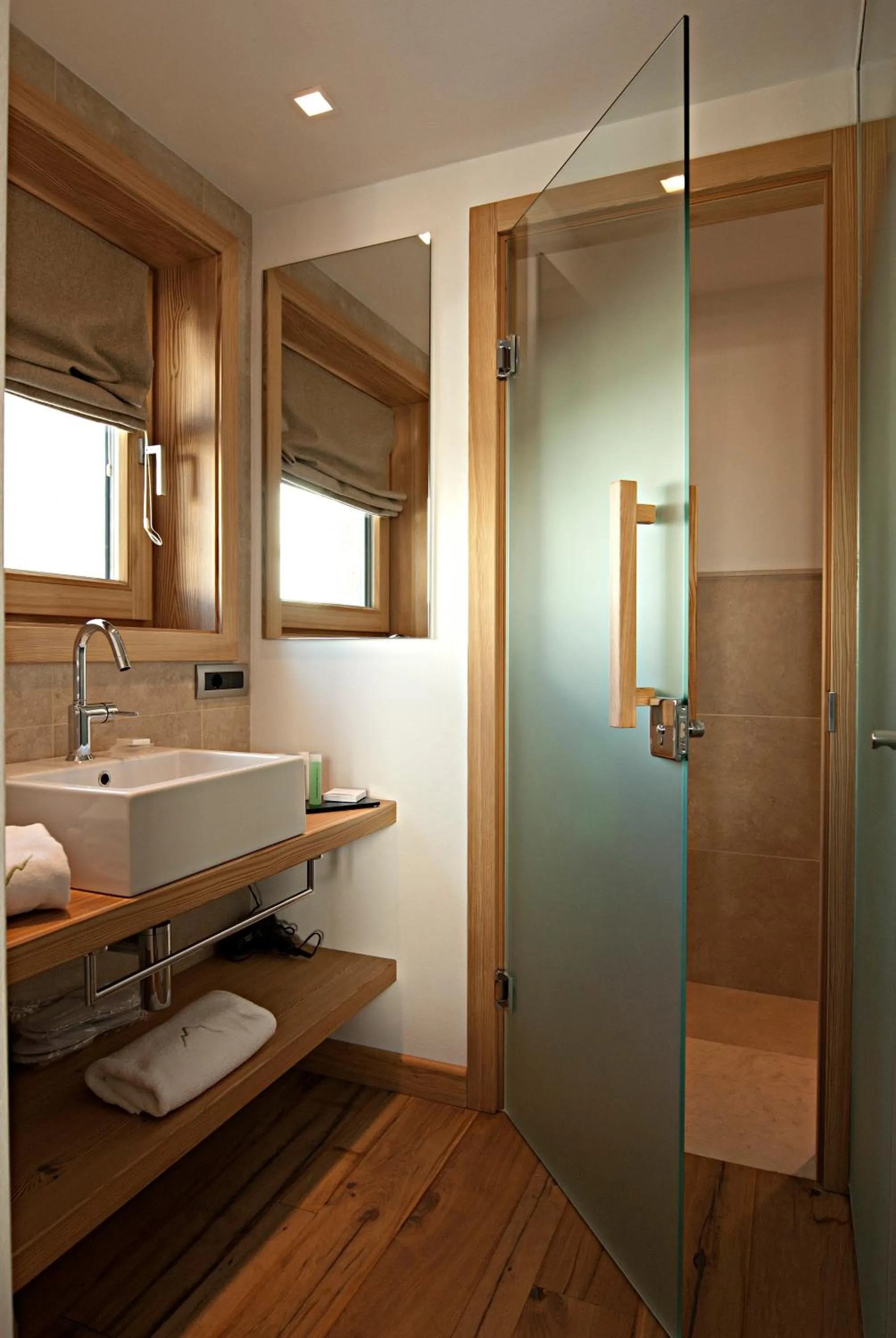 Bathroom in Hotel Larice