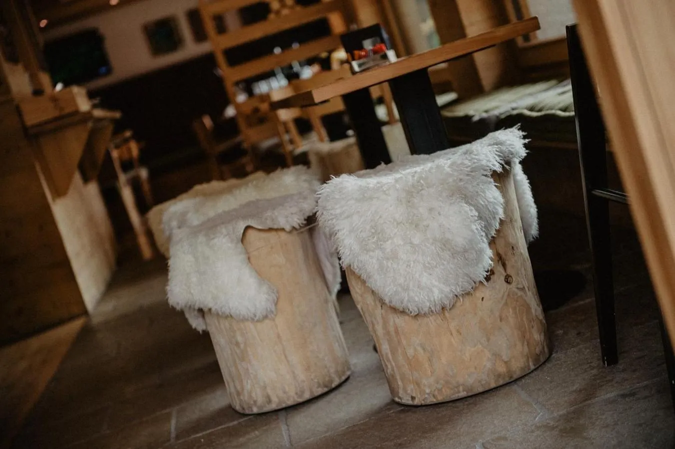 Communal lounge/ TV room in Hotel Larice