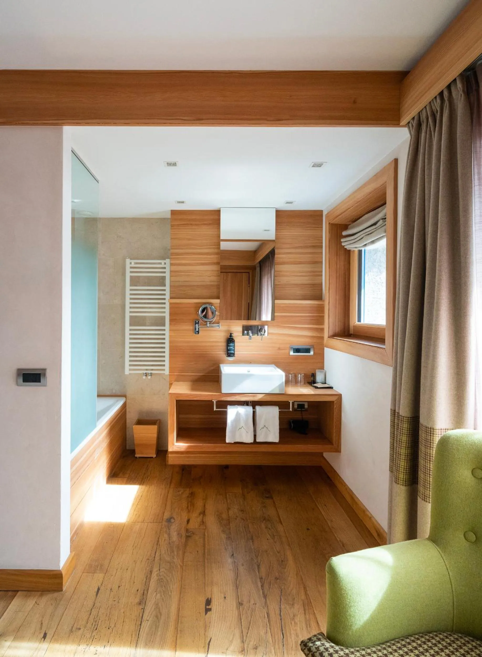 Bathroom in Hotel Larice