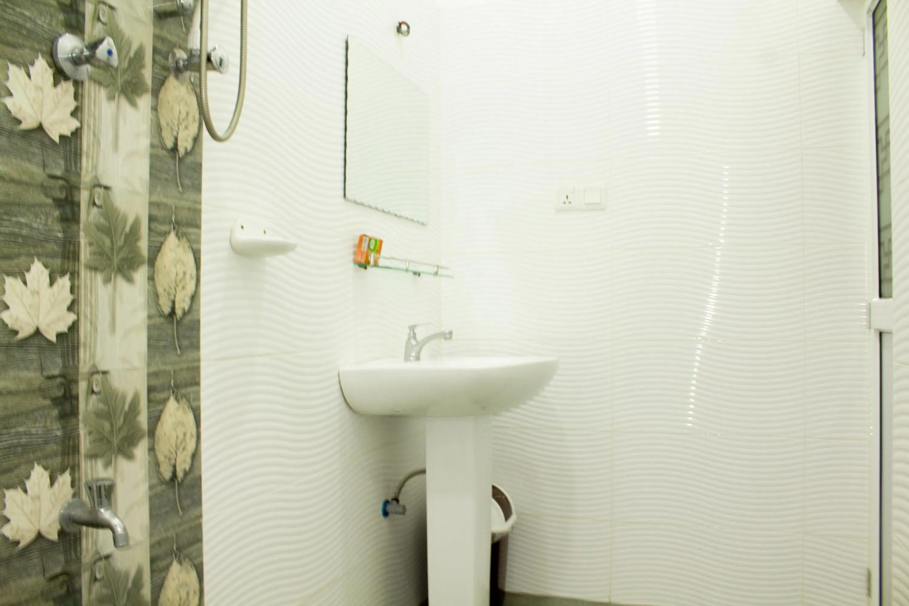 Bathroom in Lavender Home Yala Safari