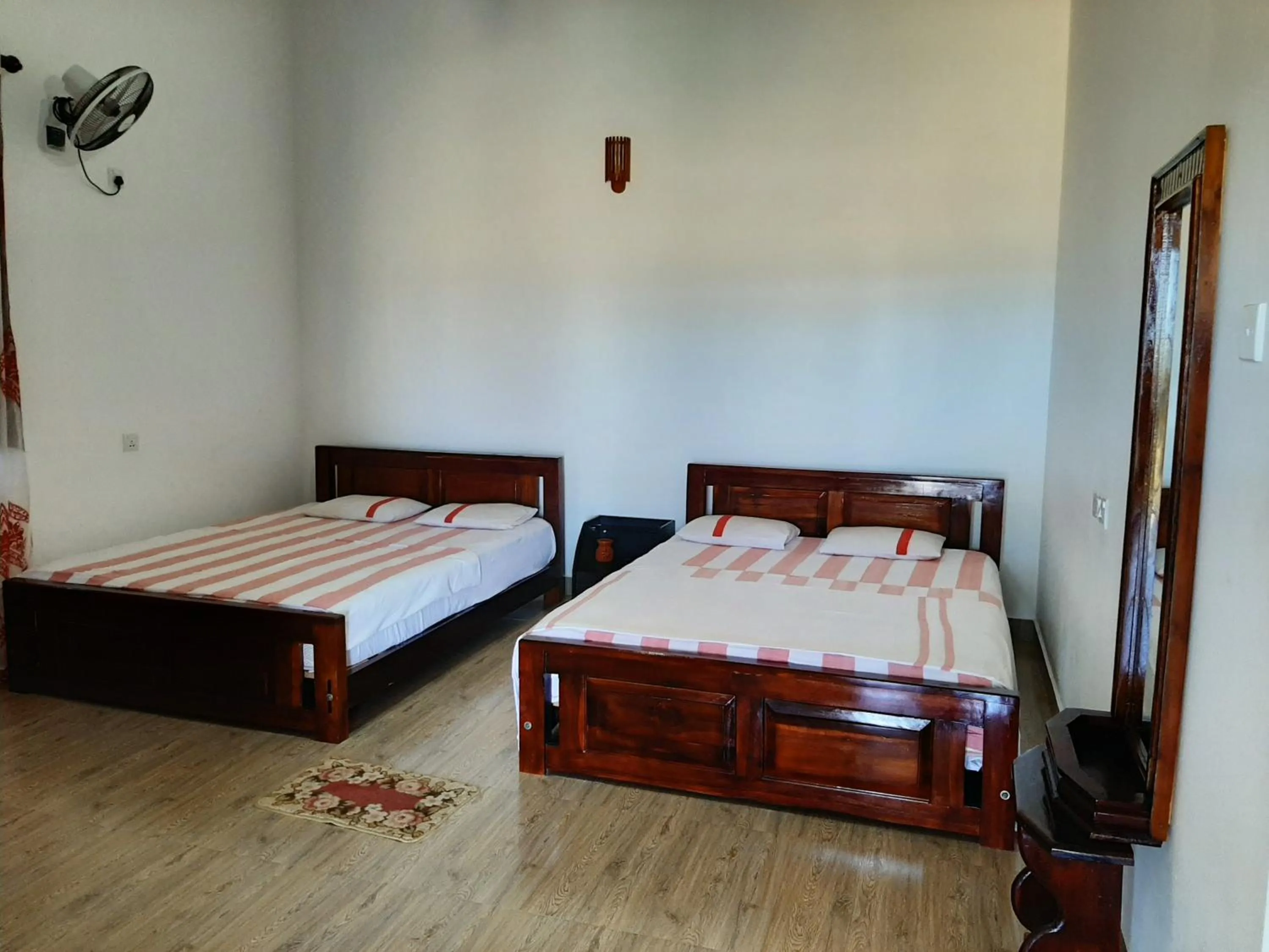 Bed in Lavender Home Yala Safari