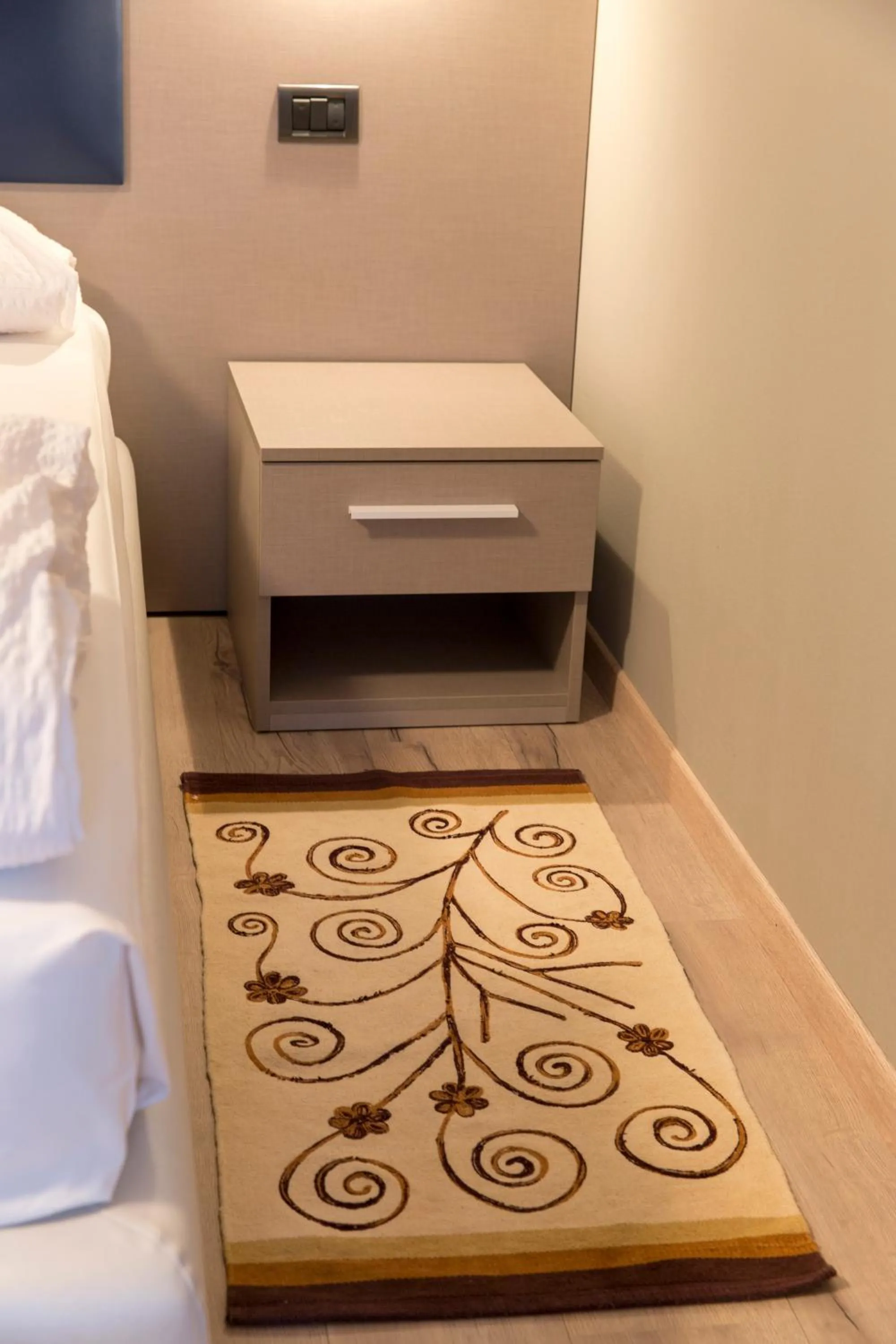 Decorative detail in Albergo Montenegro