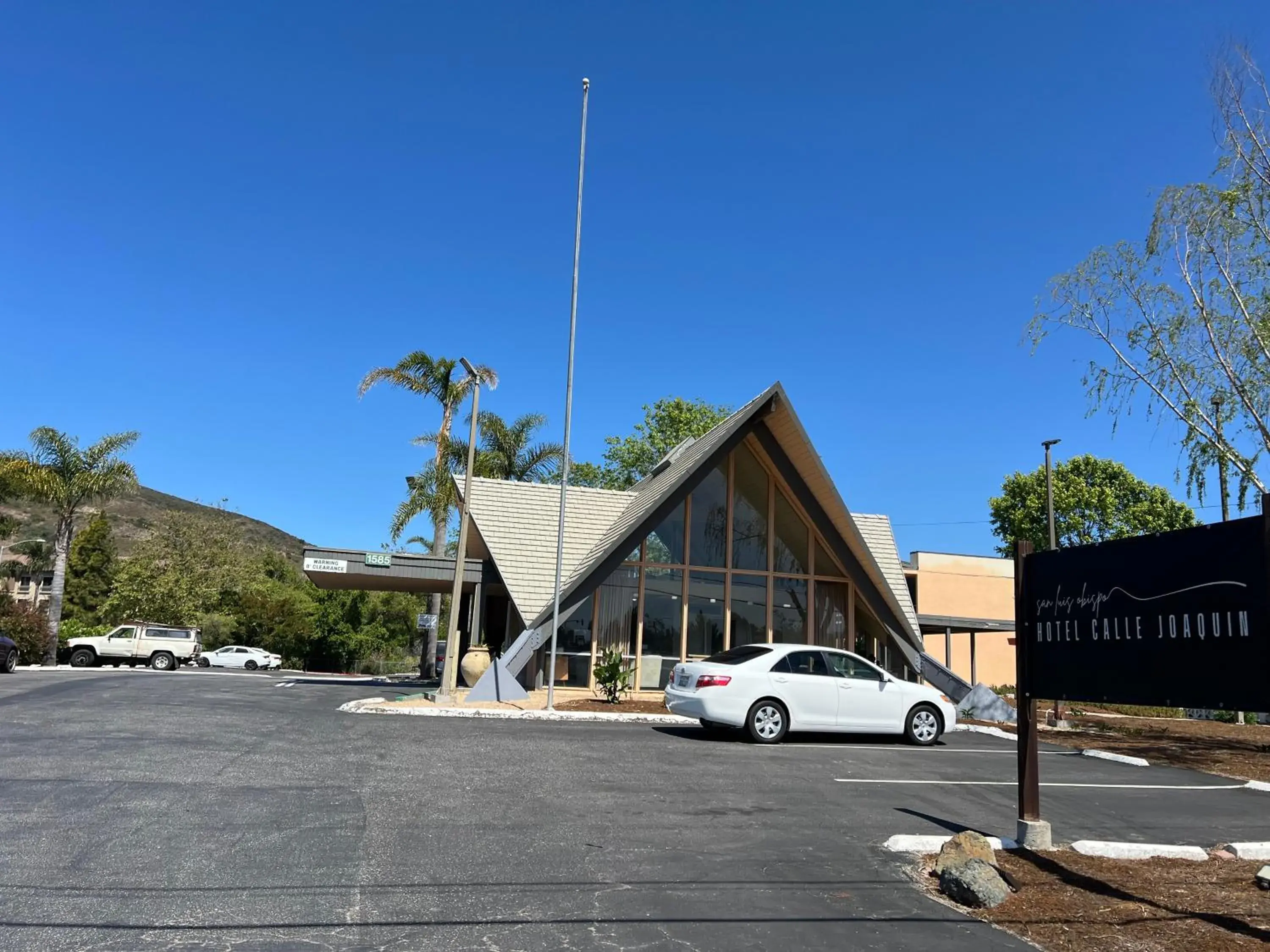 Property building in Hotel Calle Joaquin - San Luis Obispo Property building in Hotel Calle Joaquin - San Luis Obispo