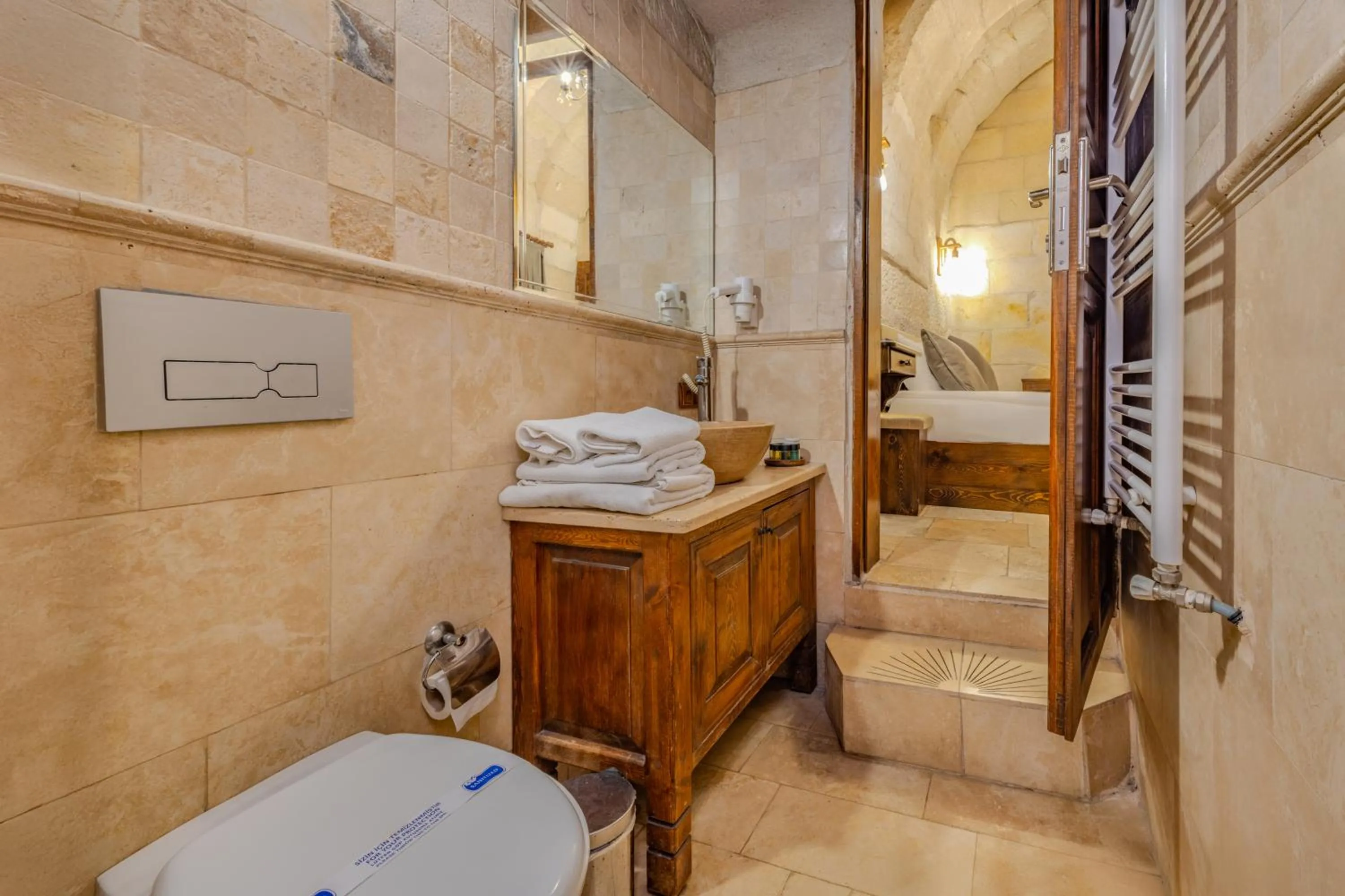 Bathroom in Castle Cave Hotel