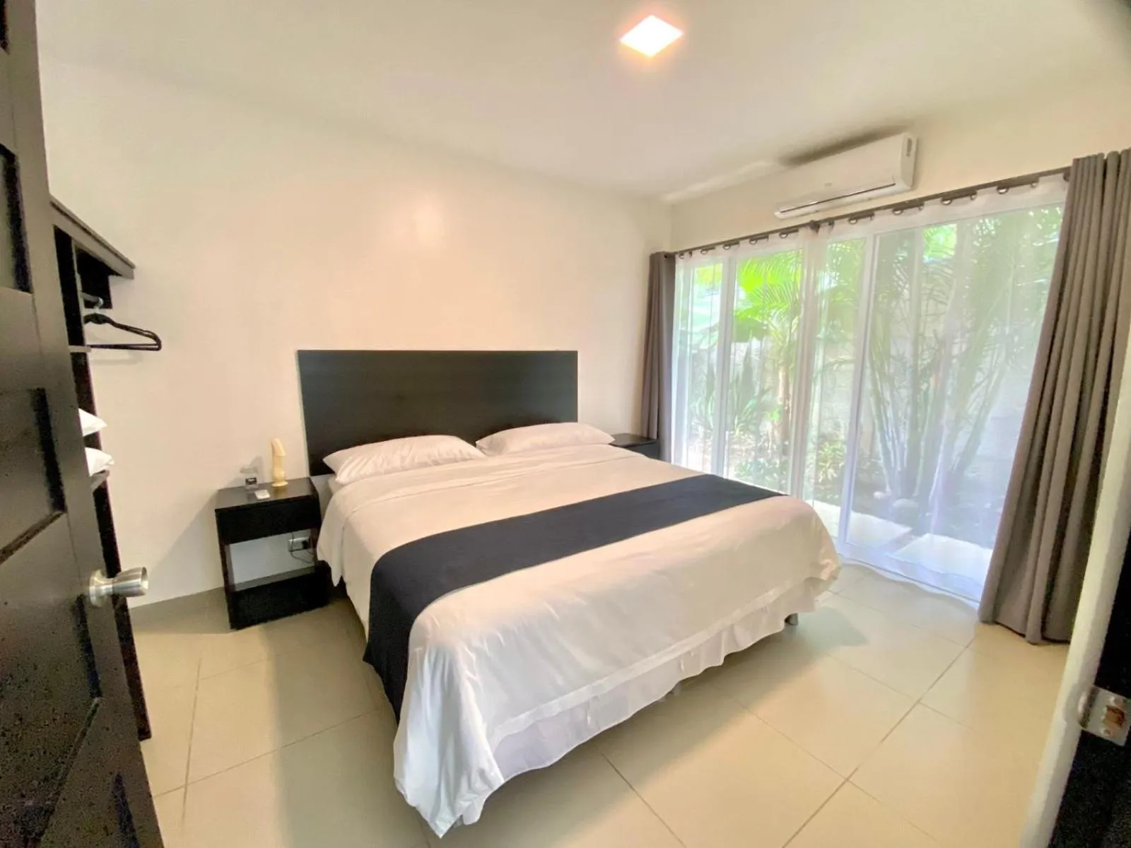 Bed in Uvita Paradise