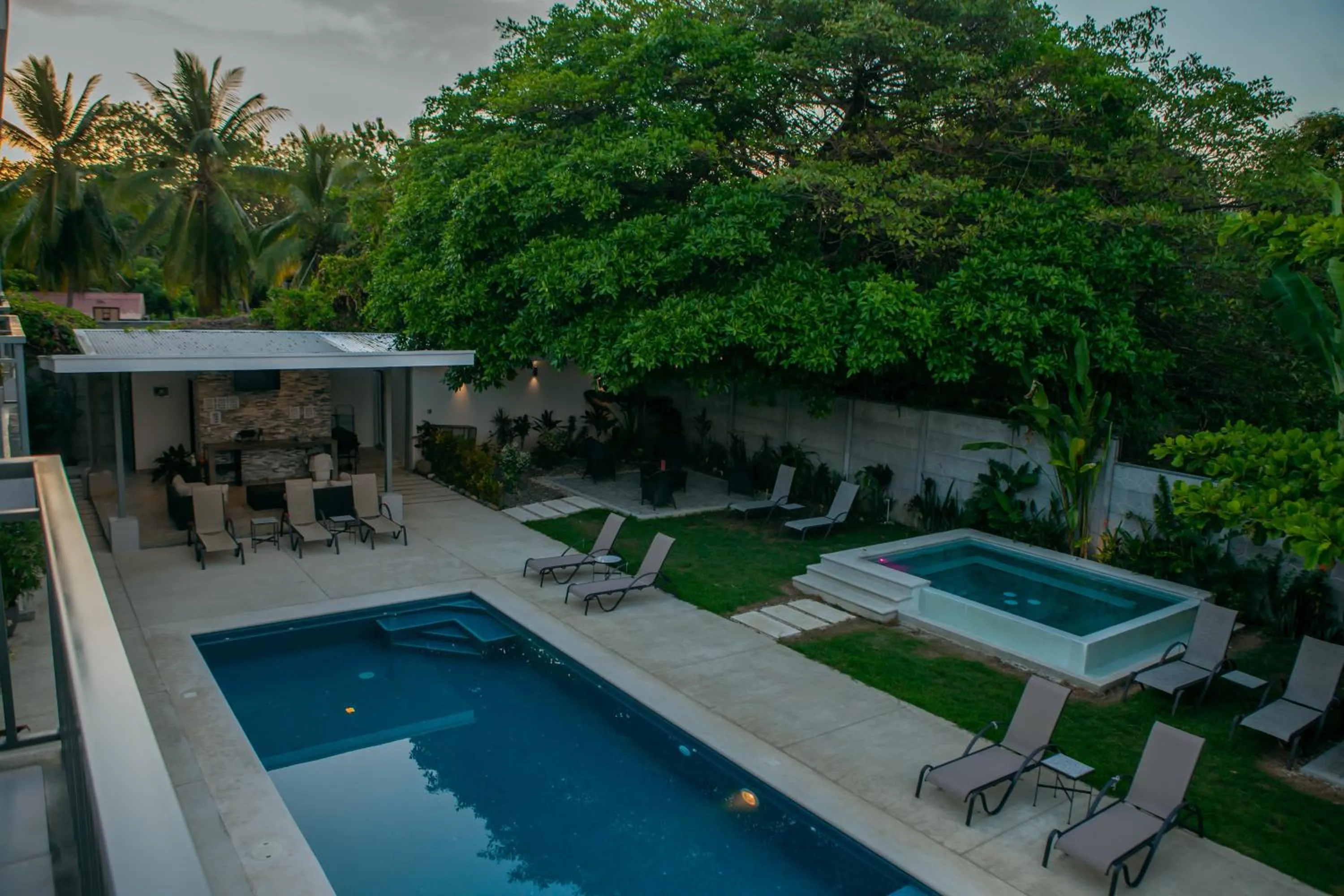 Swimming pool in Uvita Paradise