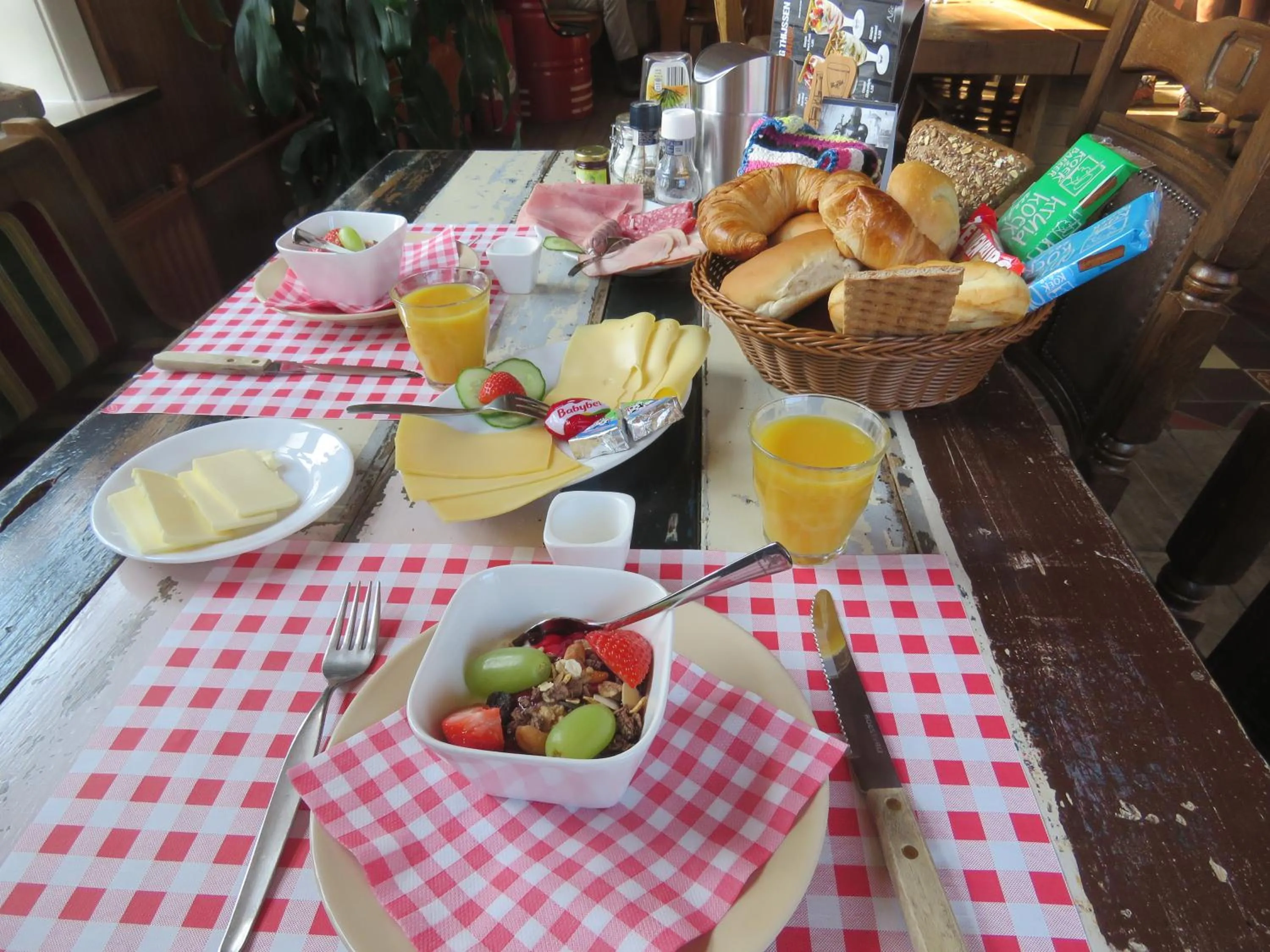 Breakfast in Herberg Thijssen