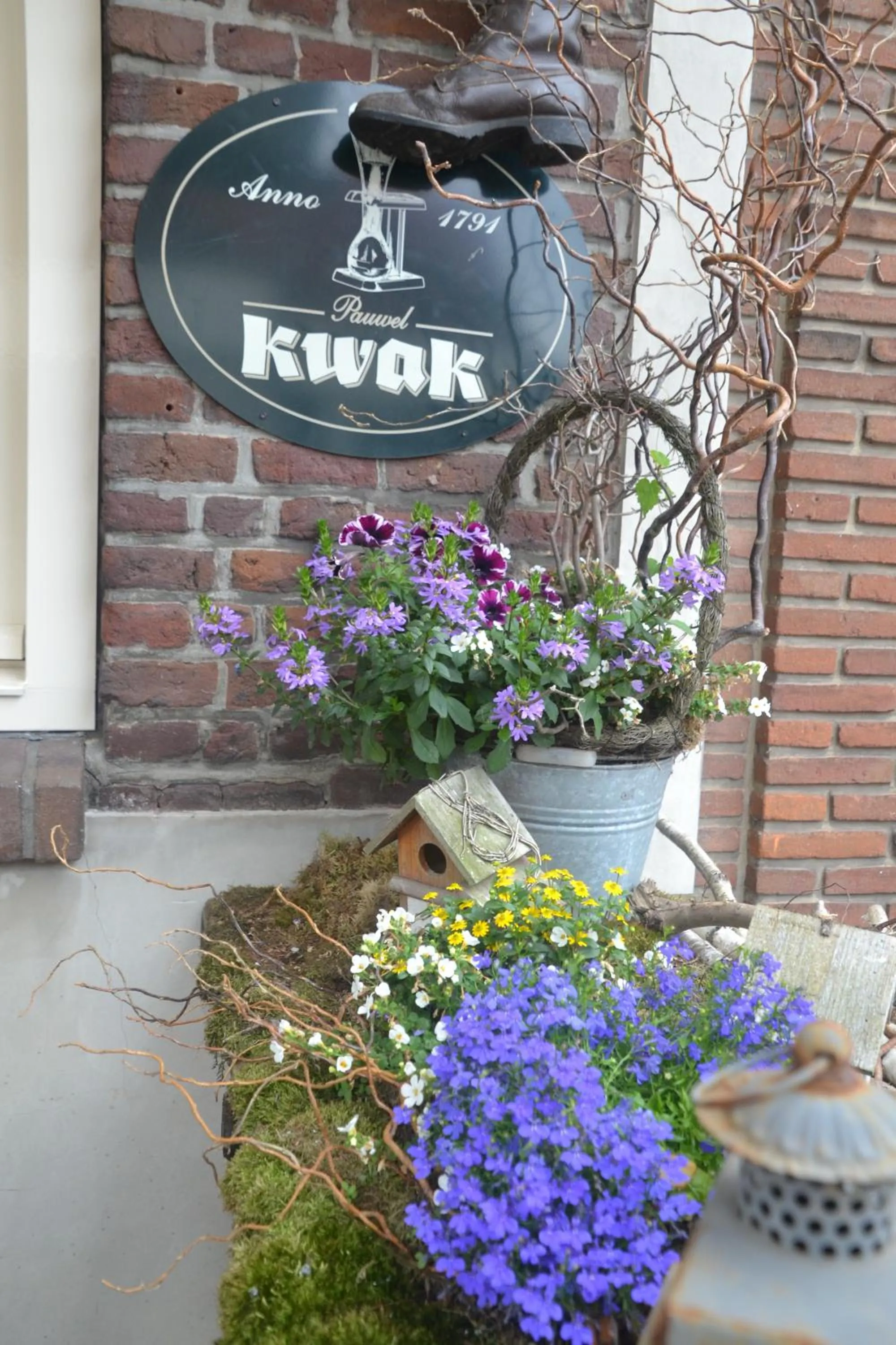Facade/entrance in Herberg Thijssen