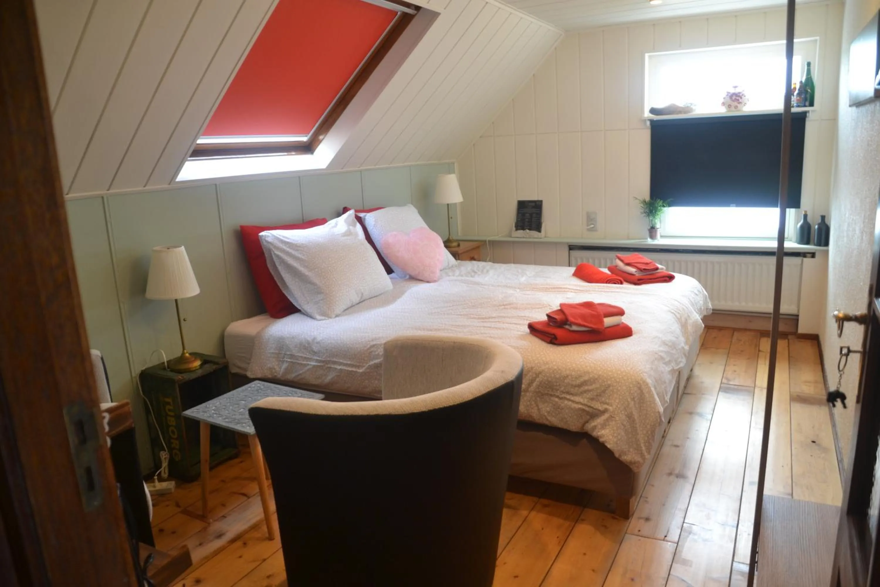 Photo of the whole room, Bed in Herberg Thijssen