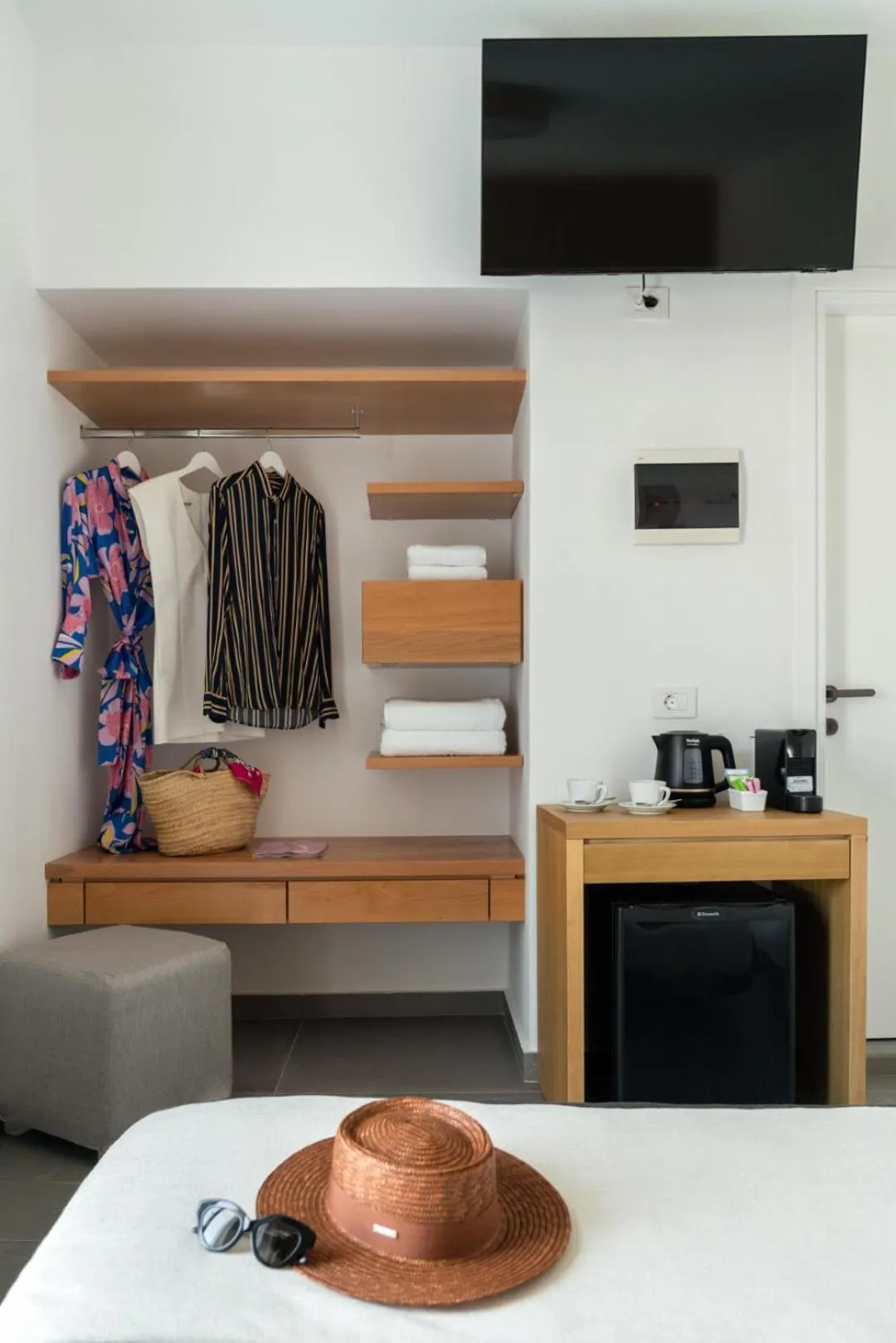 TV and multimedia, Bed in Silver Beach