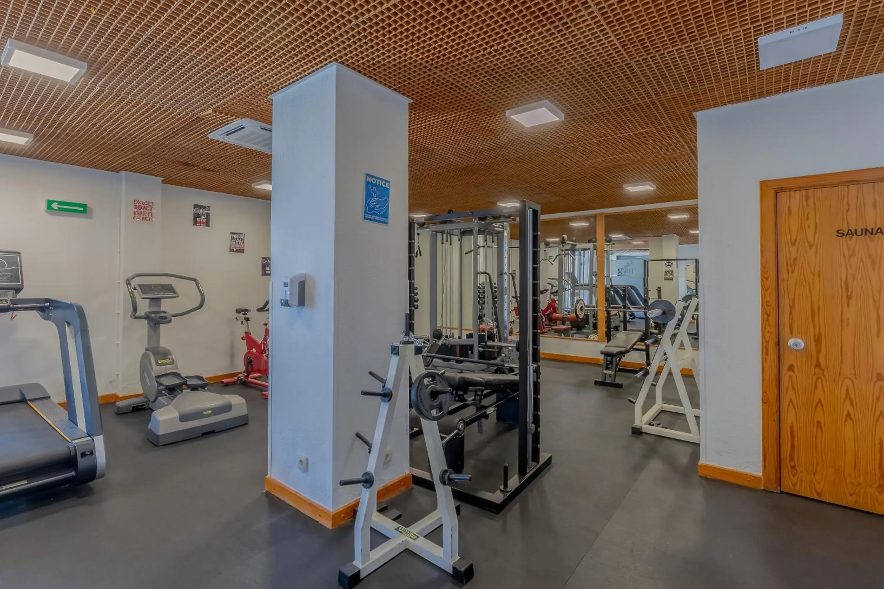 Fitness centre/facilities in Muthu Oura Praia Hotel Fitness centre/facilities in Muthu Oura Praia Hotel