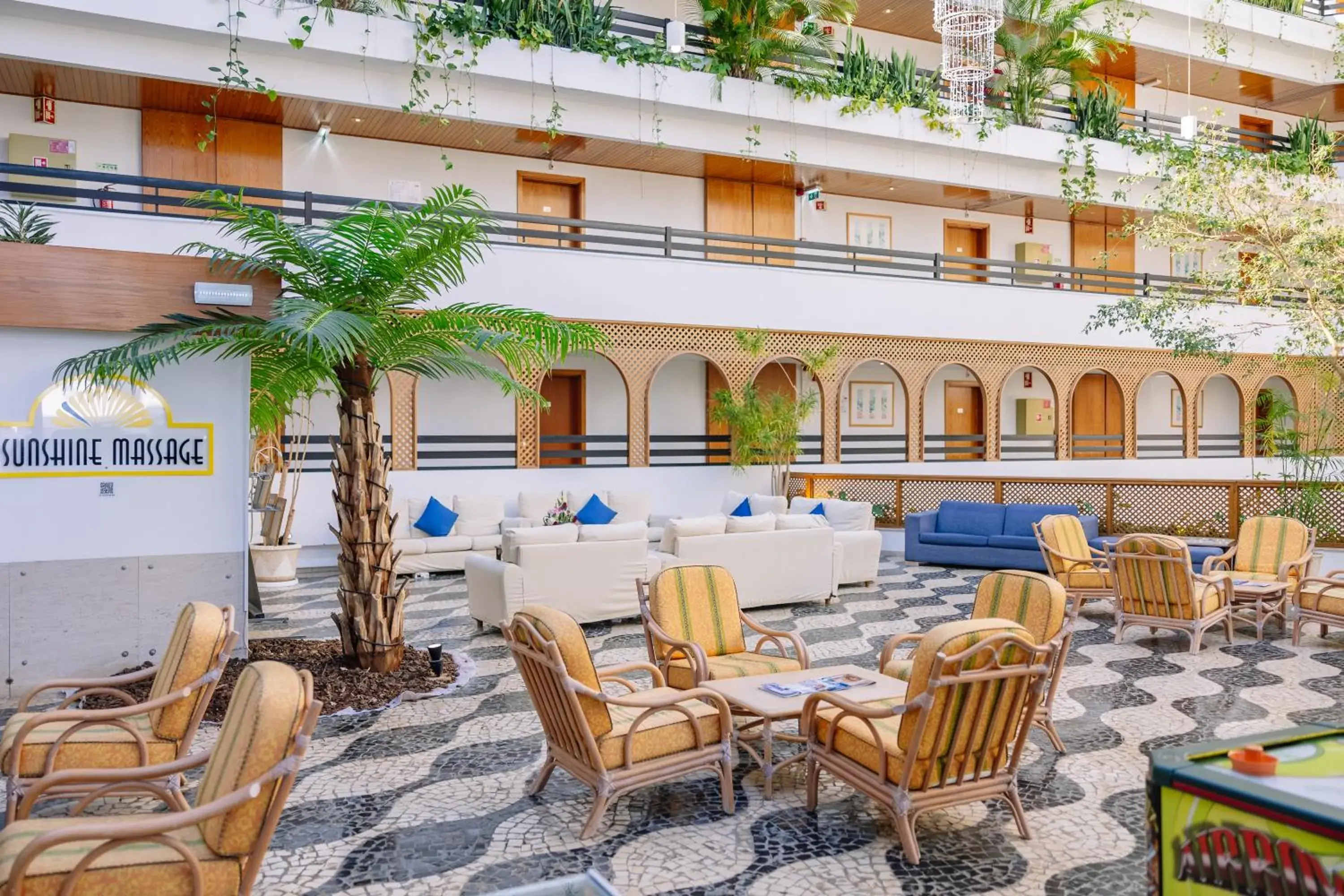 Lobby or reception in Muthu Oura Praia Hotel Lobby or reception in Muthu Oura Praia Hotel