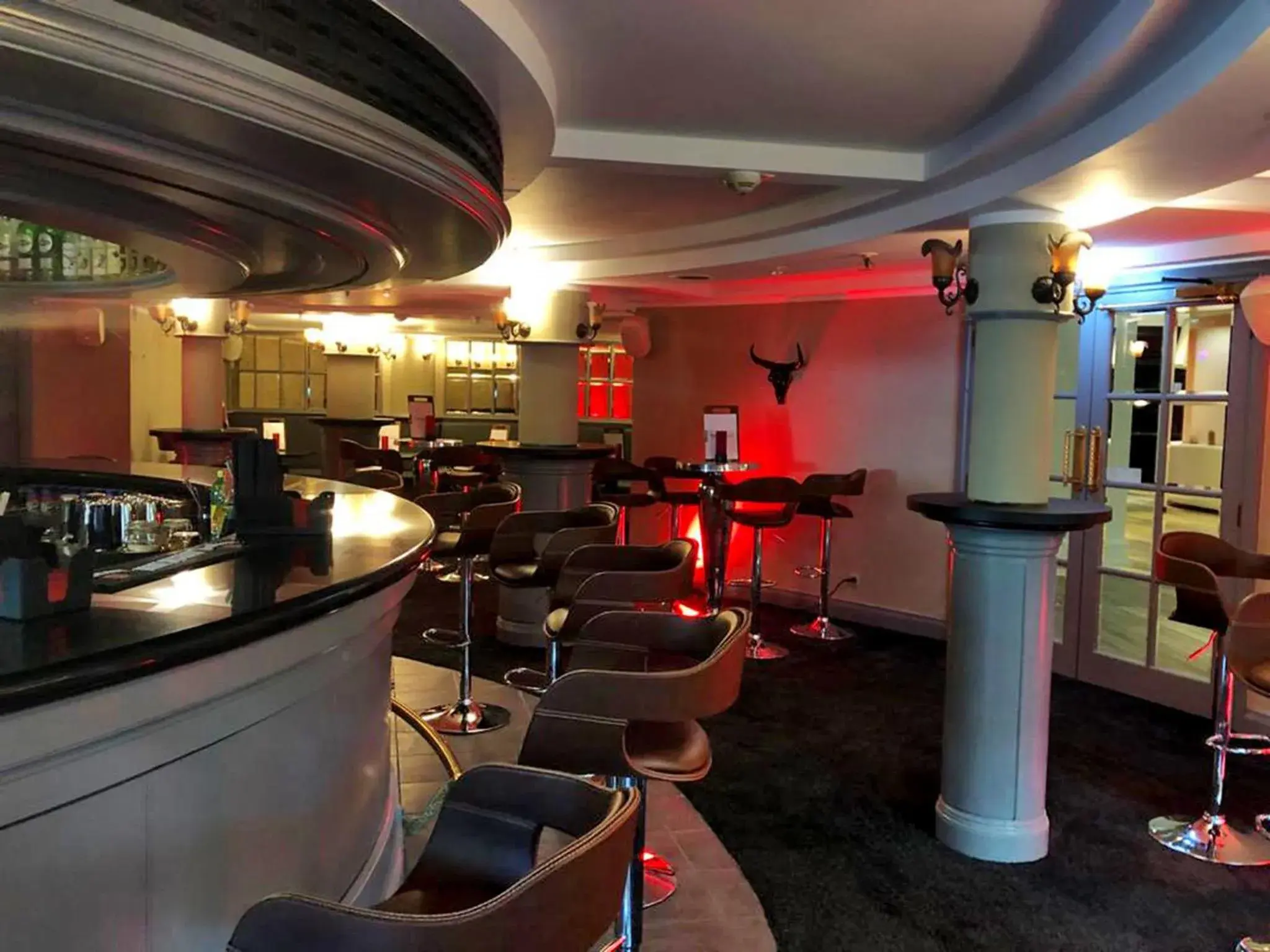 Lounge or bar in DORMERO Hotel Stuttgart Lounge or bar in DORMERO Hotel Stuttgart