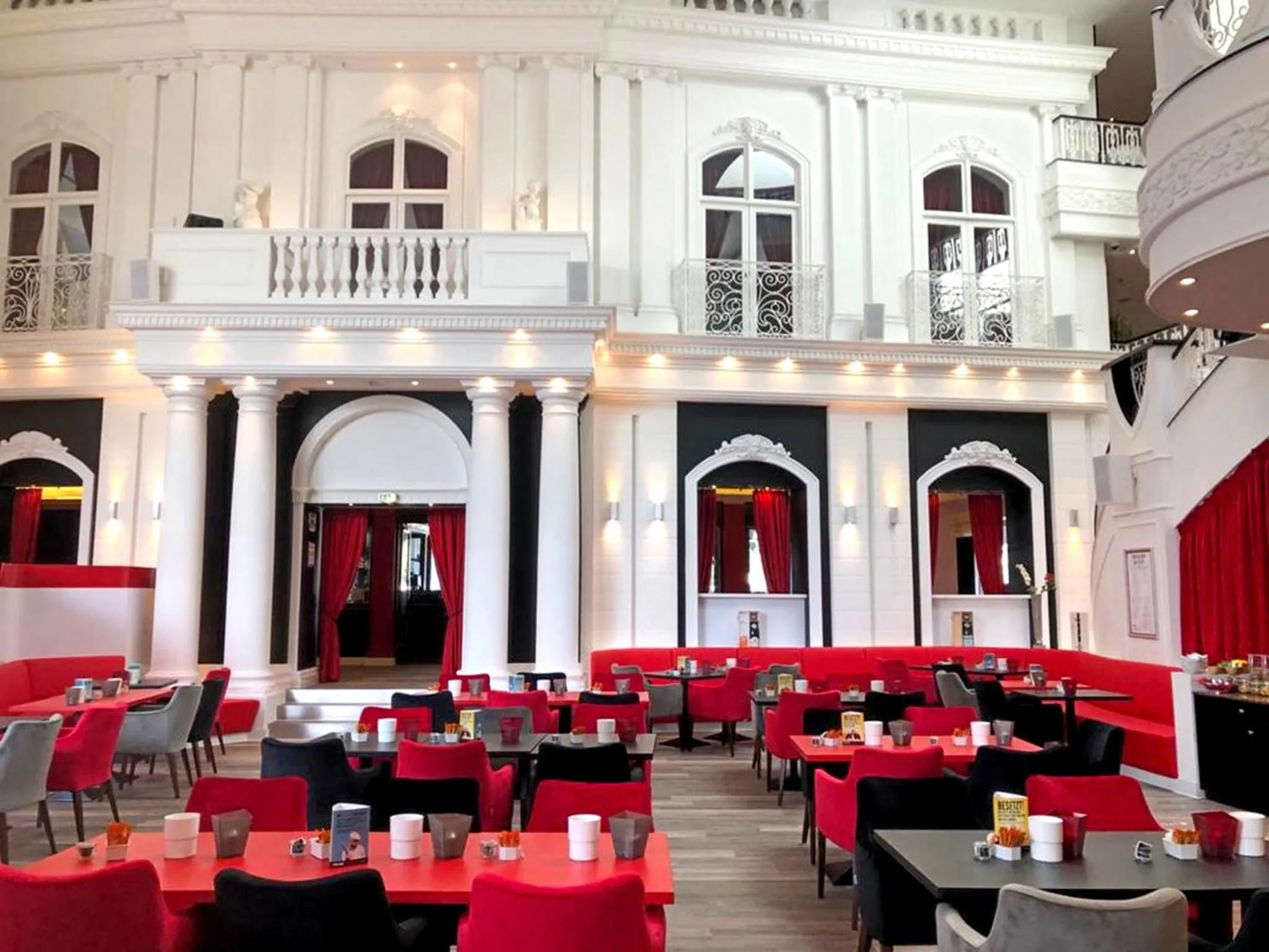 Restaurant/places to eat in DORMERO Hotel Stuttgart