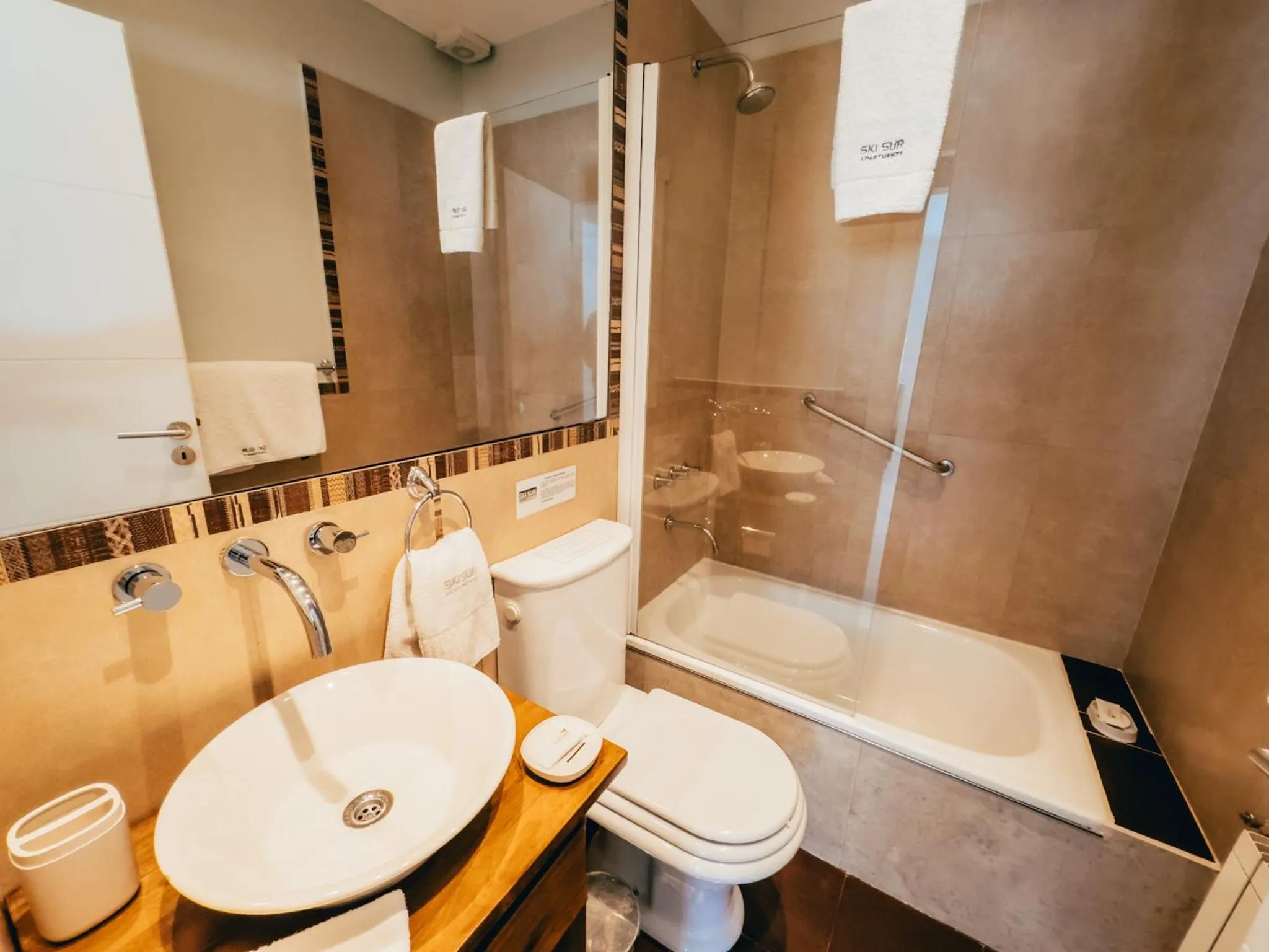 Bathroom in Ski Sur Apartments