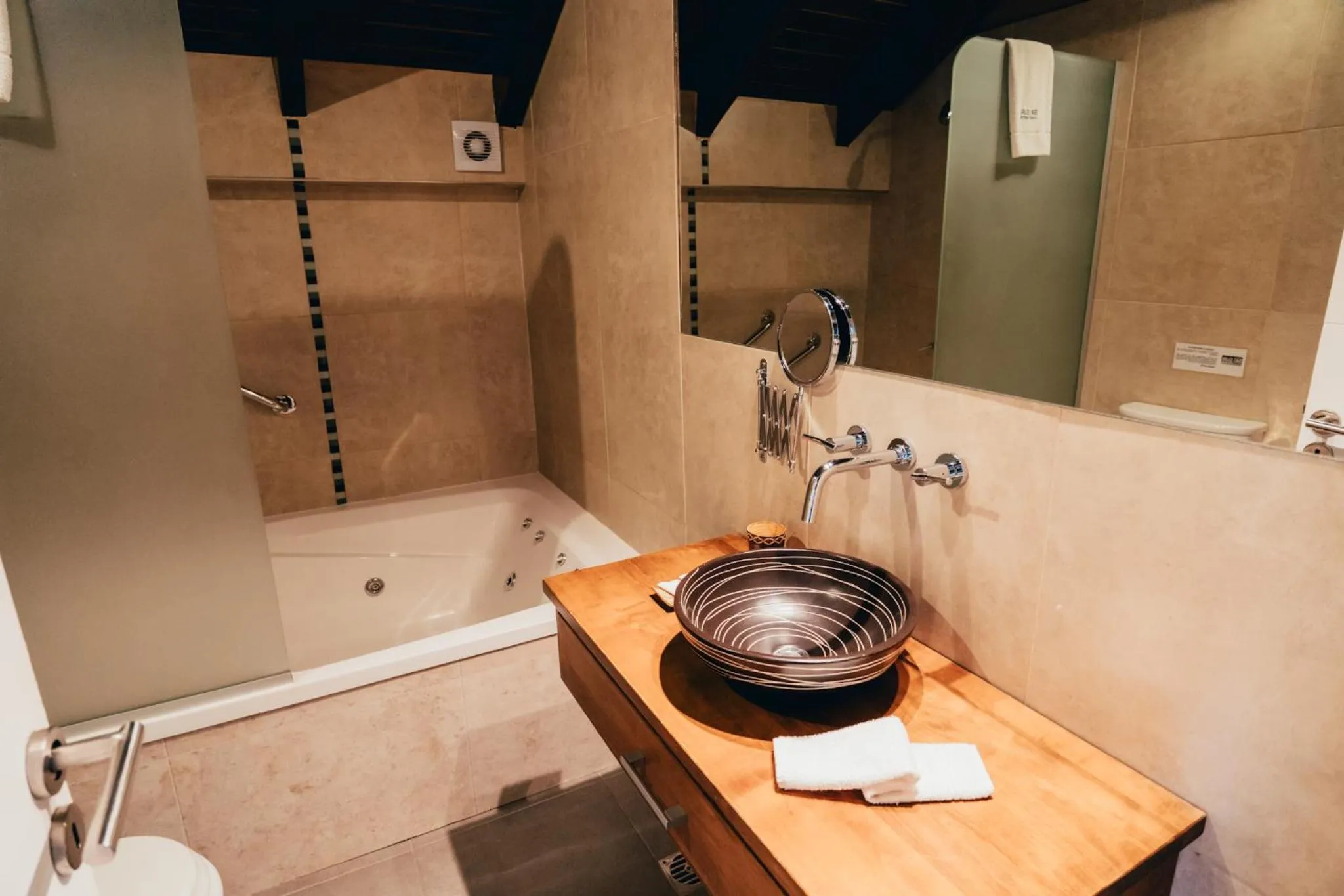 Bathroom in Ski Sur Apartments