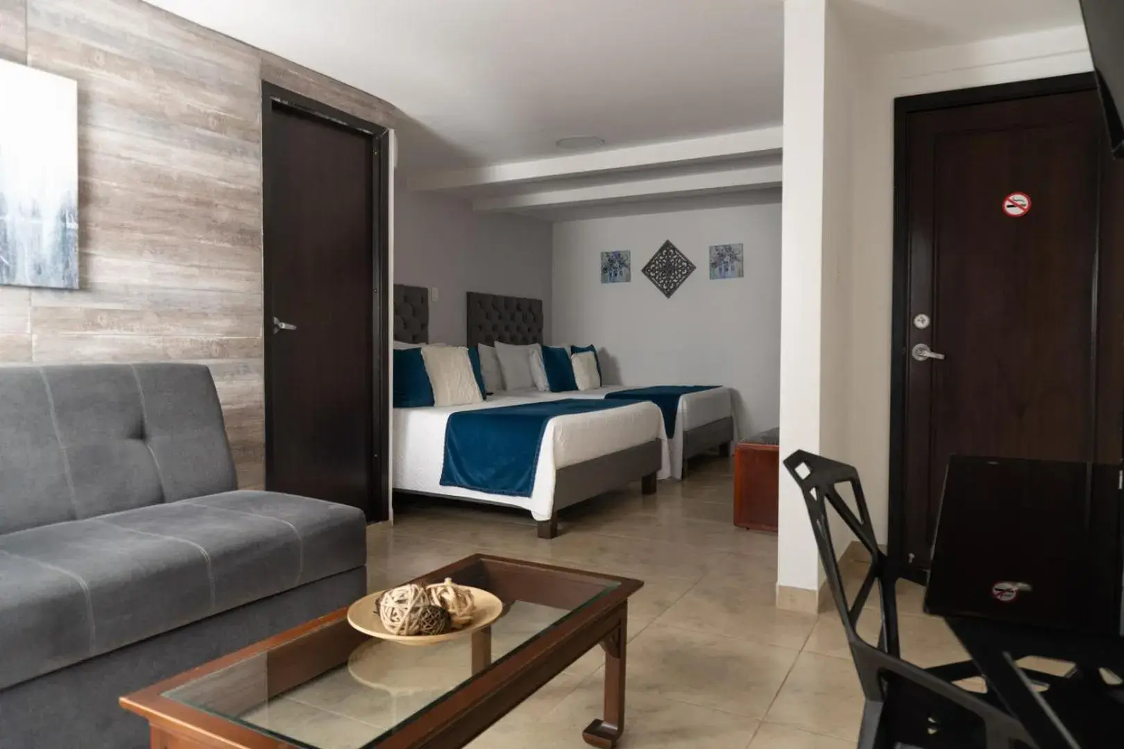 Family Suite in Hotel Alamos Del Parque Family Suite in Hotel Alamos Del Parque