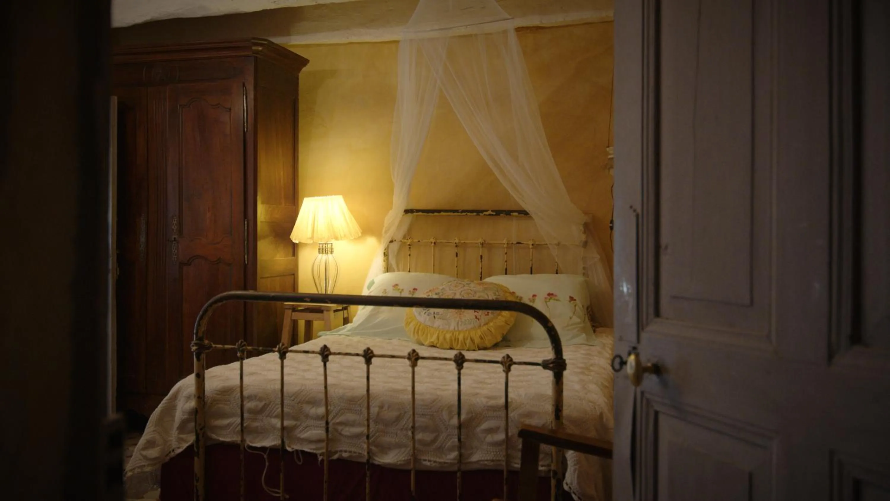 Bed in Les chambres d'Elise