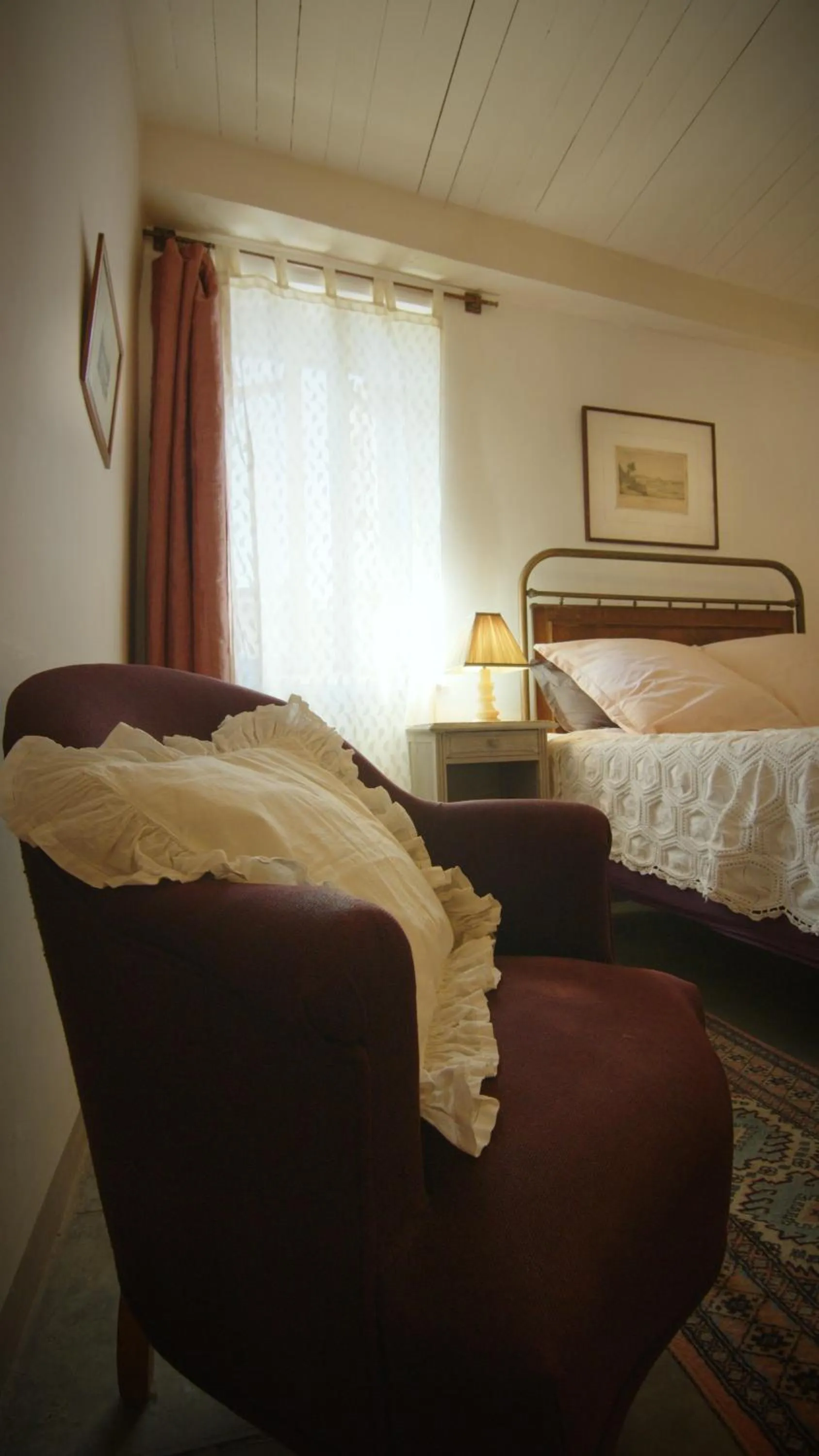 Bedroom, Bed in Les chambres d'Elise