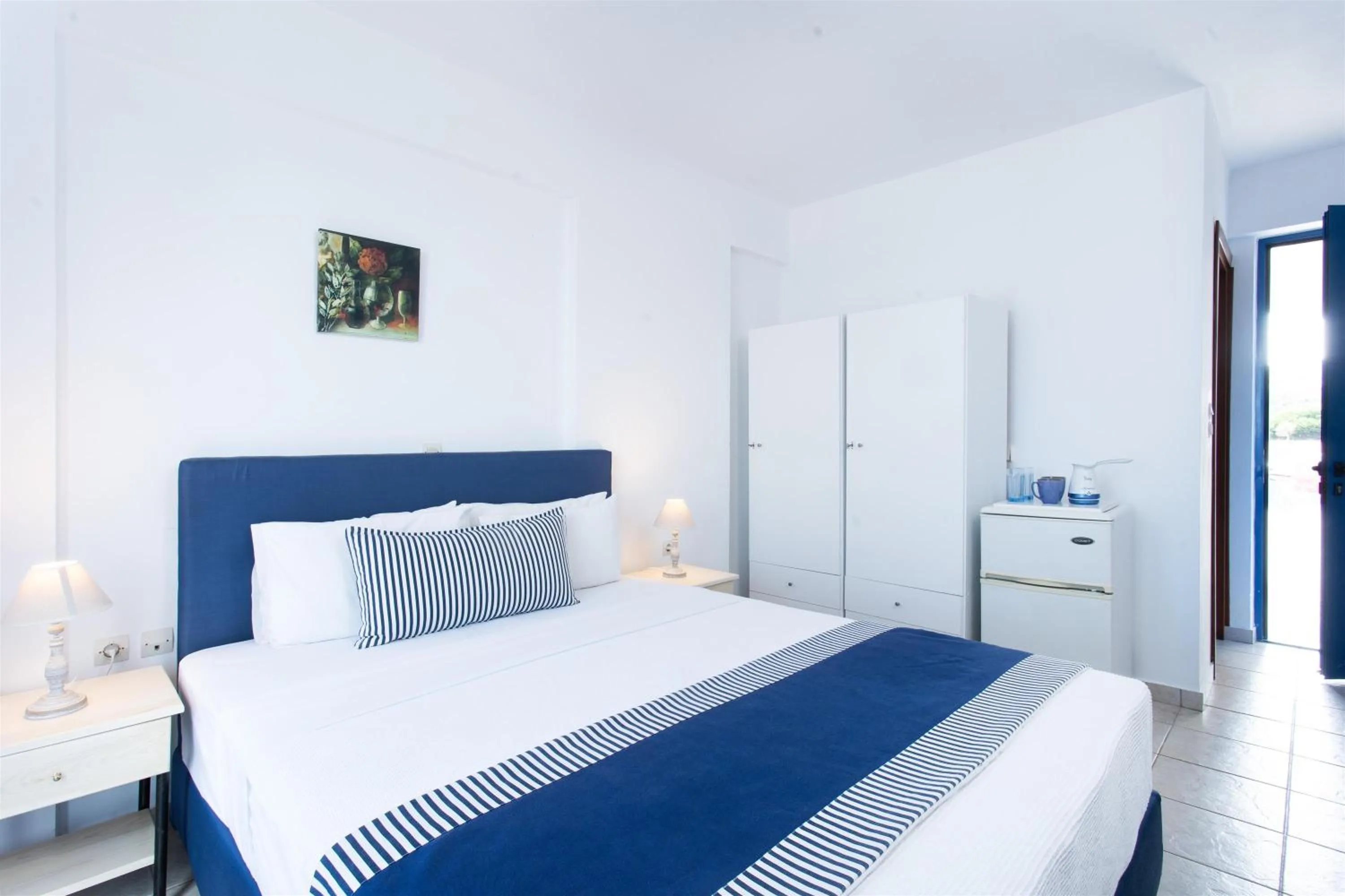 Bedroom, Bed in Venti Seaside Adult Hotel