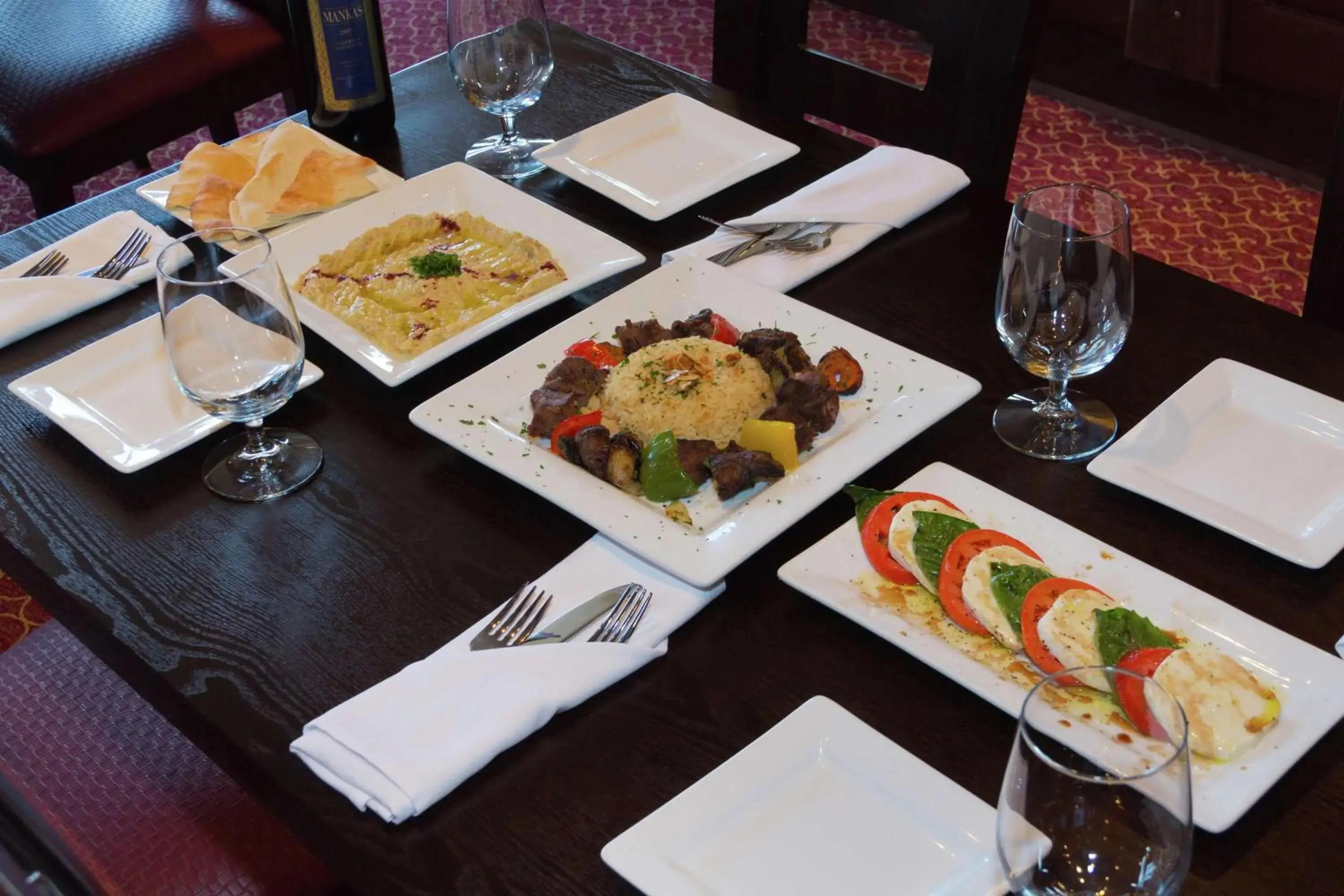 Restaurant/places to eat in The Tudor Arms Hotel Cleveland - a DoubleTree by Hilton Restaurant/places to eat in The Tudor Arms Hotel Cleveland - a DoubleTree by Hilton