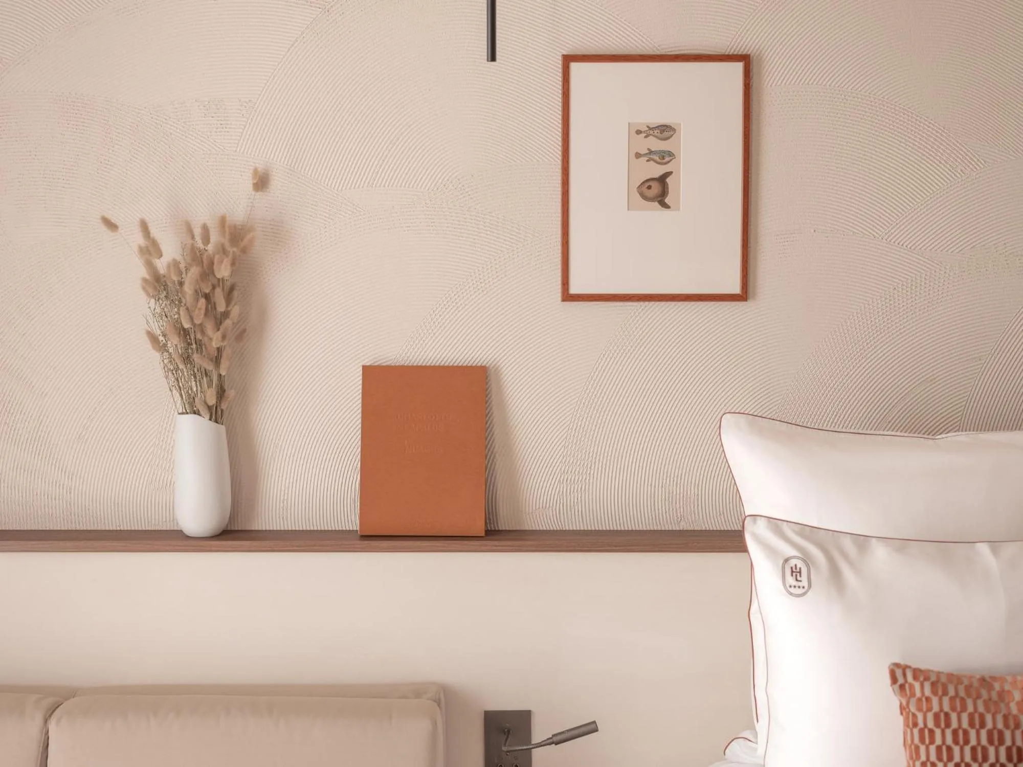 Bedroom, Bed in Hôtel Liautaud Cassis