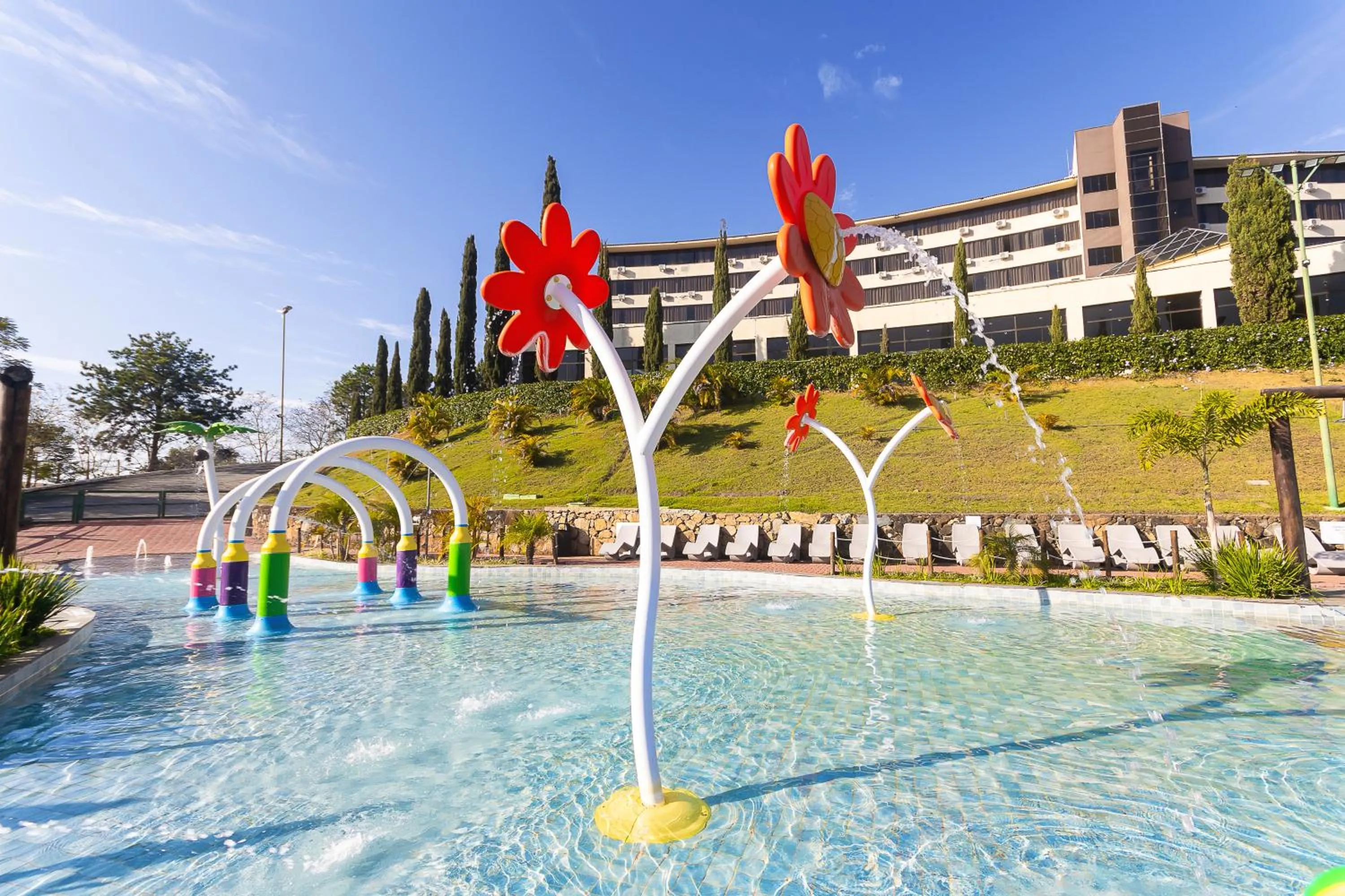 Swimming pool in Hotel Golden Park All Inclusive Poços de Caldas By Nacional Inn