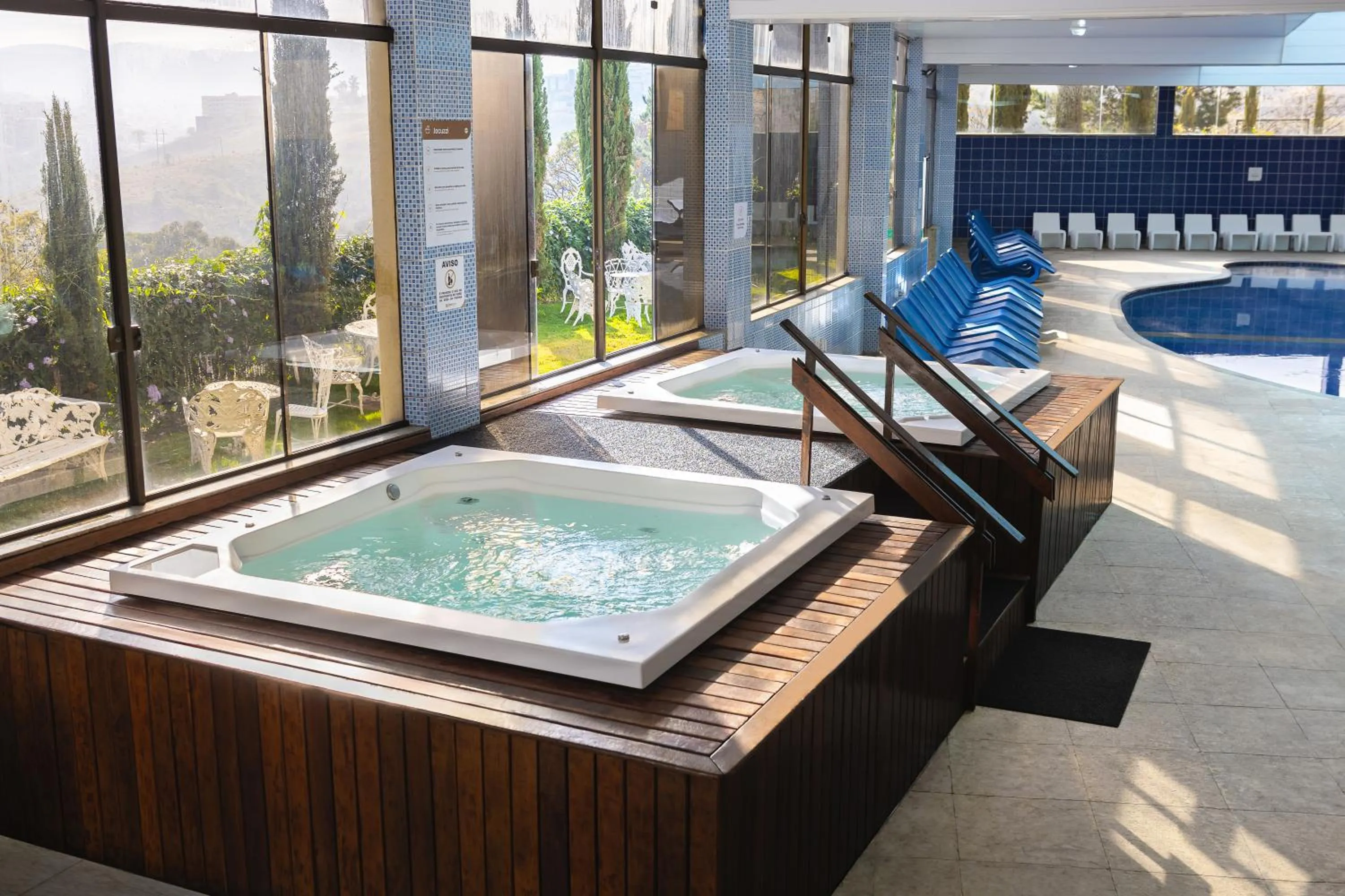 Swimming pool in Hotel Golden Park All Inclusive Poços de Caldas By Nacional Inn