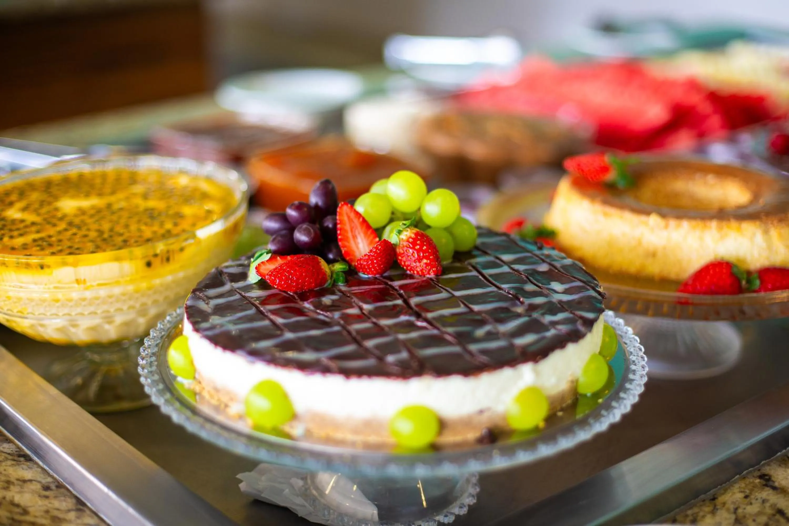 Food and drinks in Hotel Golden Park All Inclusive Poços de Caldas By Nacional Inn