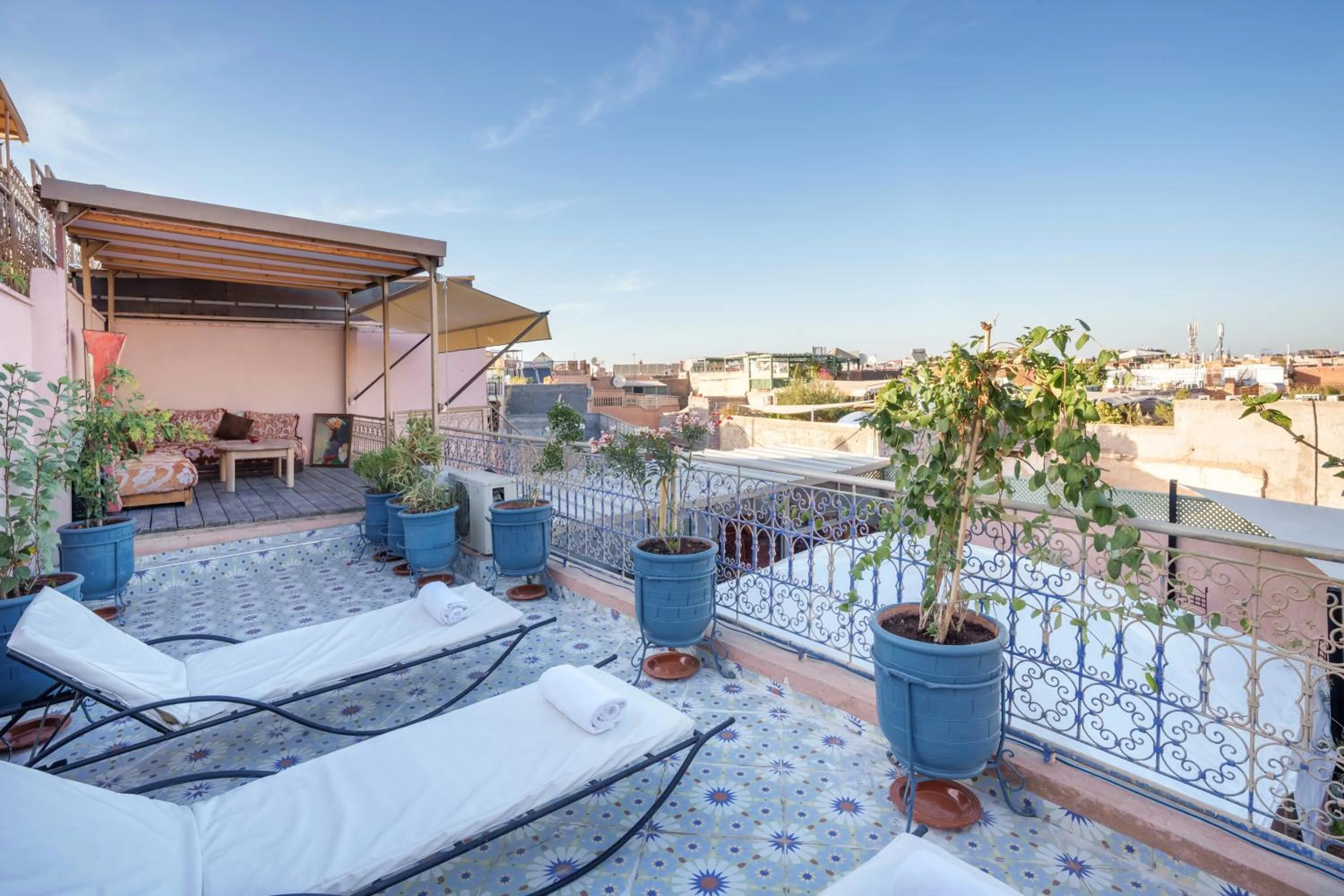 Property building in Riad Azalia