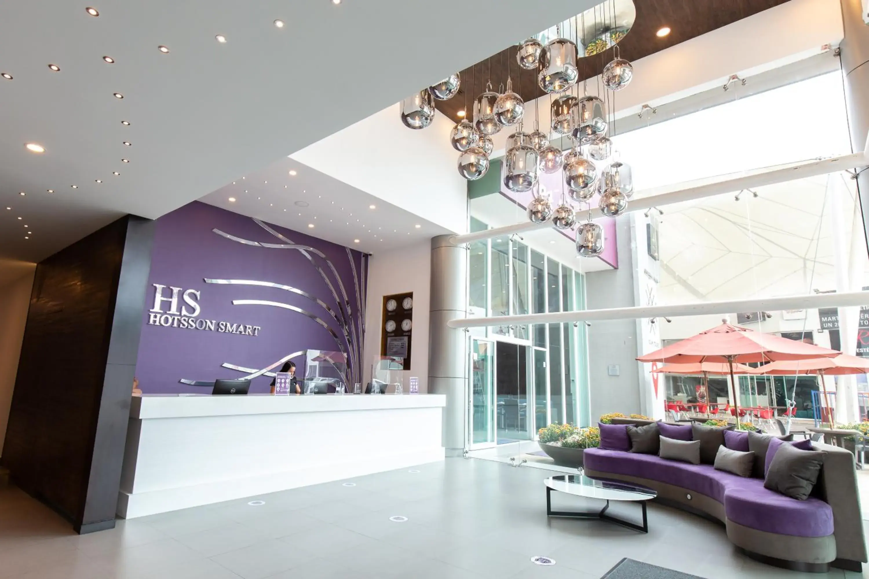Lobby or reception in HS HOTSSON Smart León Centro Max Lobby or reception in HS HOTSSON Smart León Centro Max