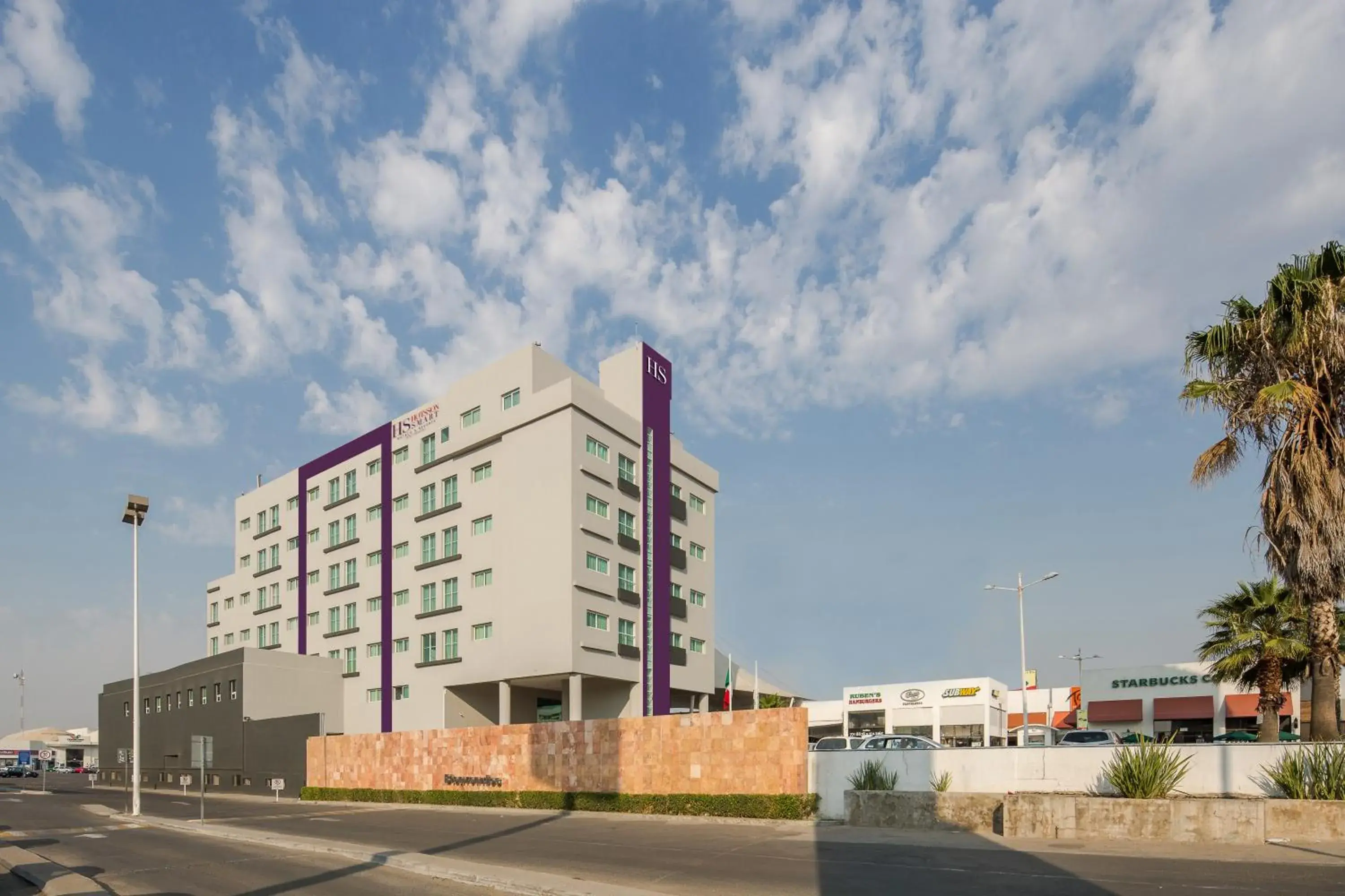 Property building in HS HOTSSON Smart León Centro Max Property building in HS HOTSSON Smart León Centro Max