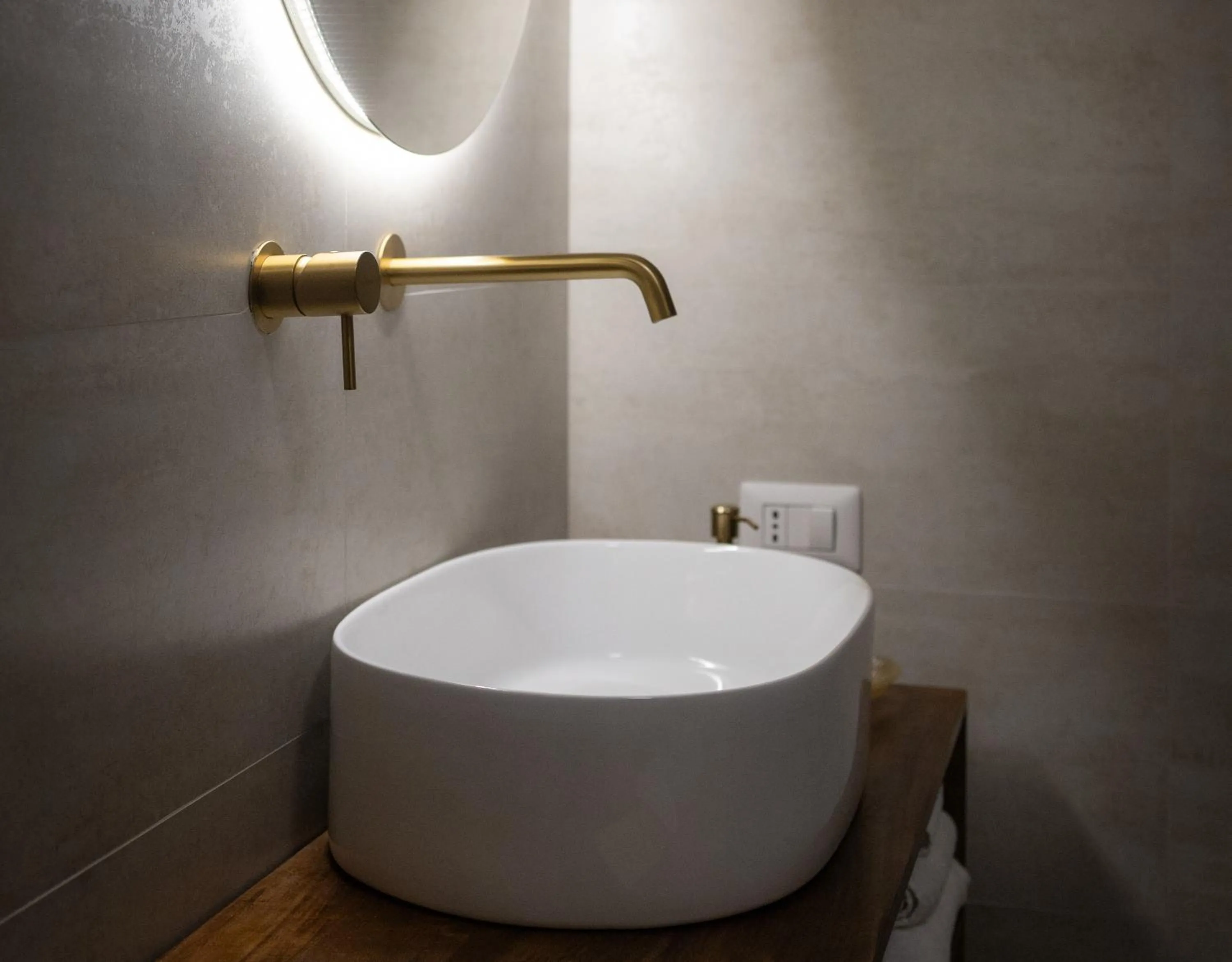 Bathroom in Sunset B&B