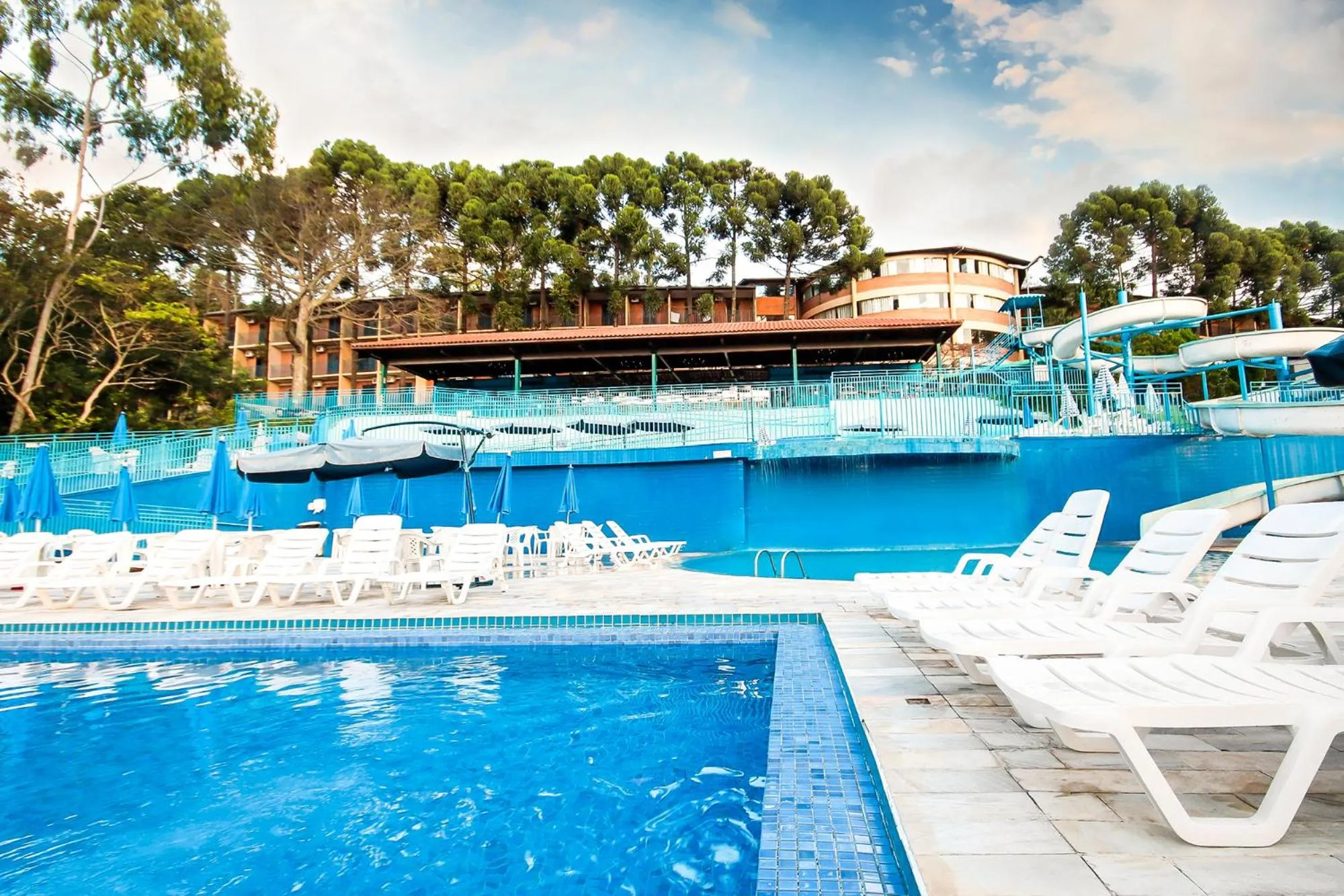 Swimming pool in Hotel Vilage Inn All Inclusive Poços de Caldas By Nacional Inn
