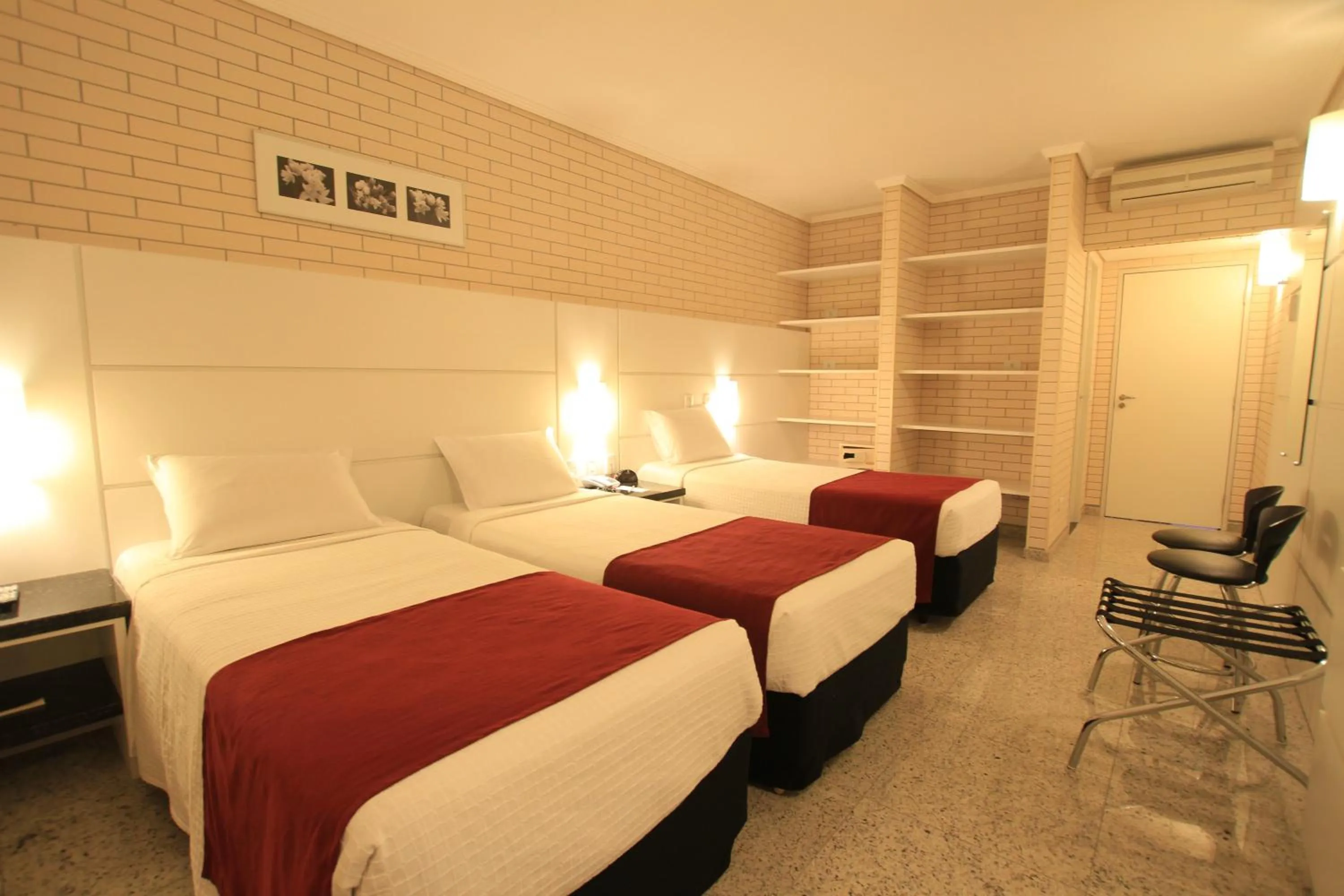 Bedroom, Bed in Hotel Confiance Prime Batel