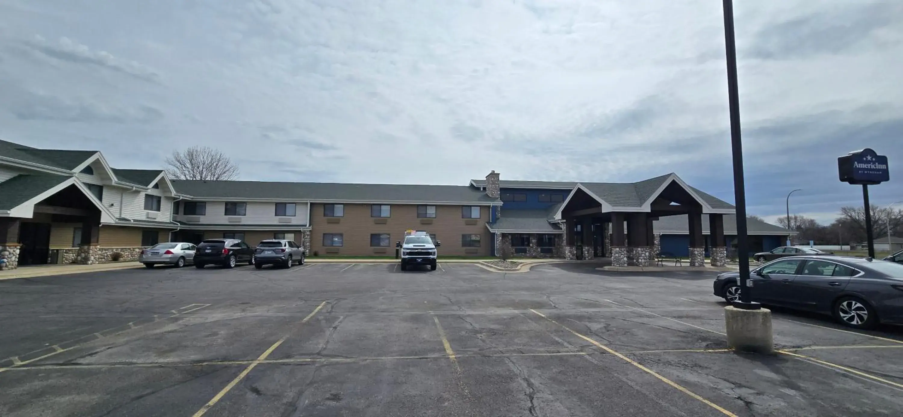 Property building in AmericInn by Wyndham Austin Property building in AmericInn by Wyndham Austin