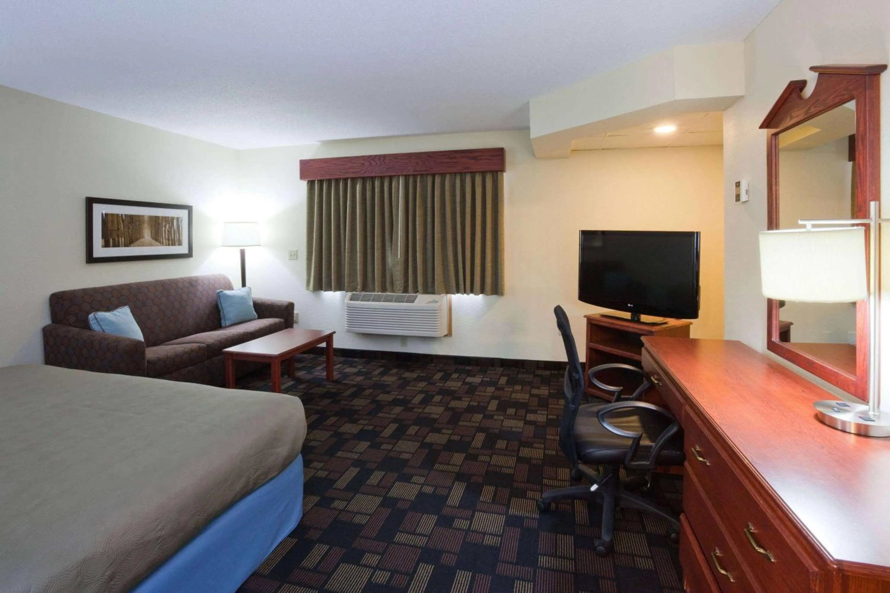 Photo of the whole room in AmericInn by Wyndham Austin