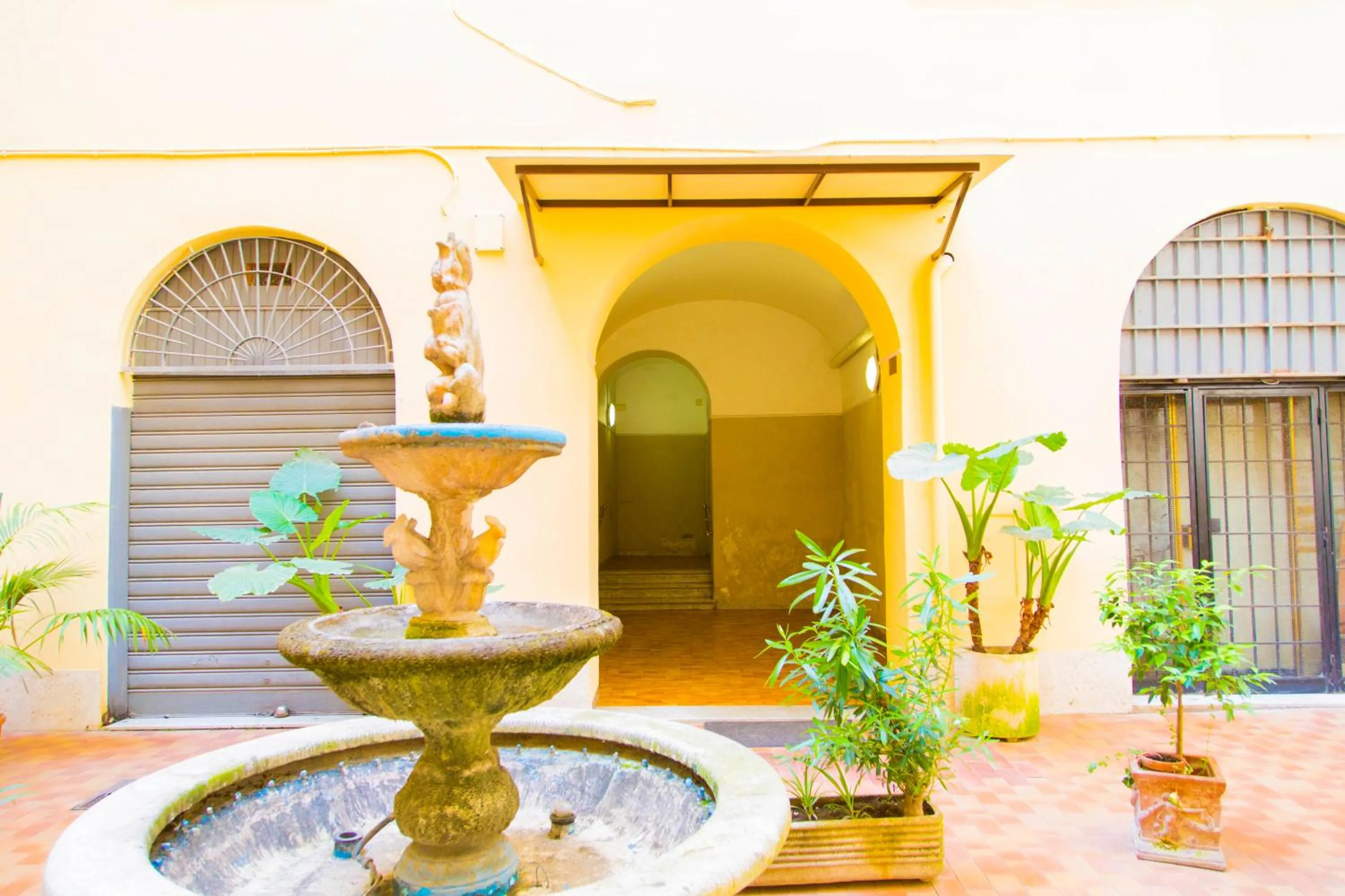 Property building in Royal Vatican