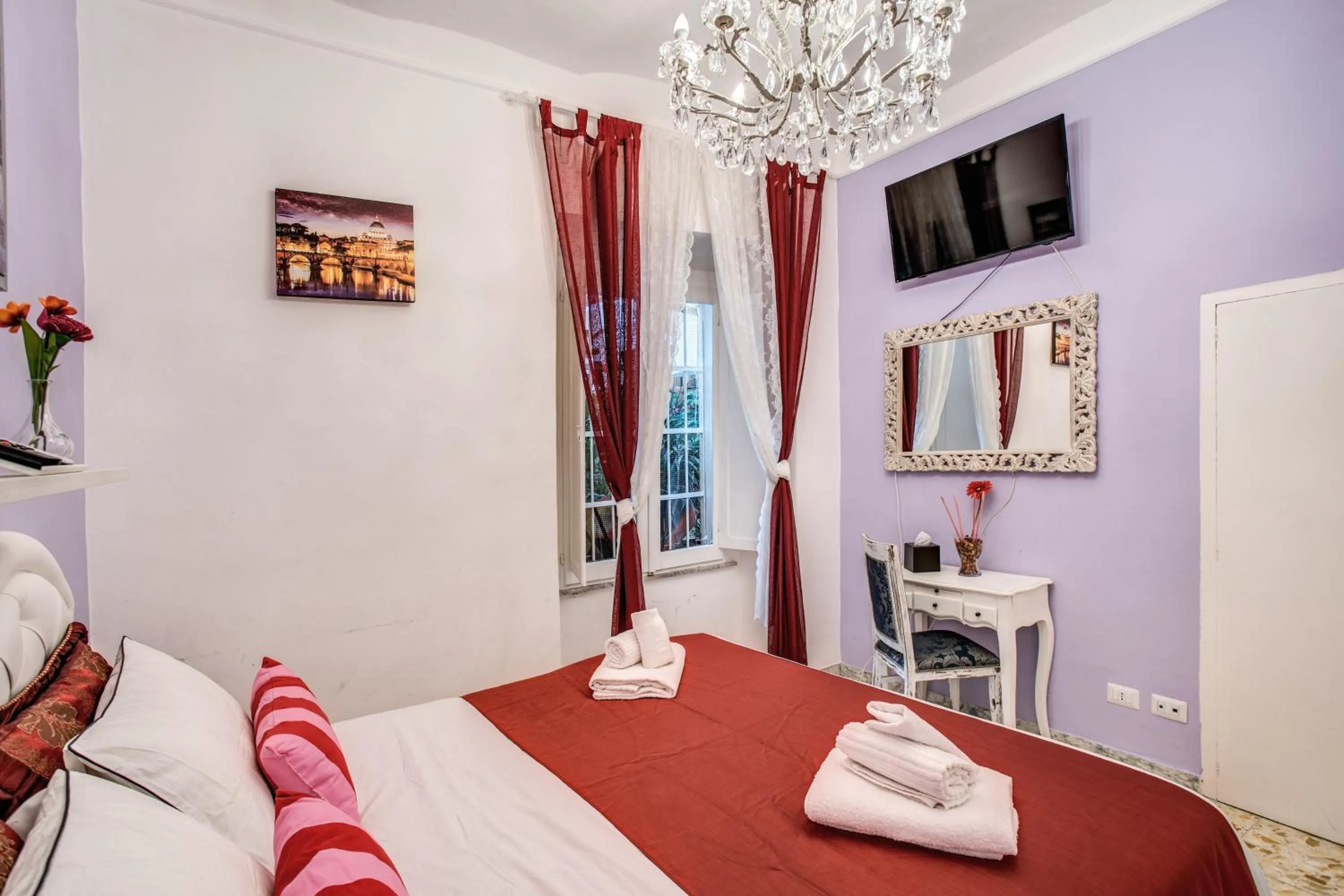 Bed in Royal Vatican