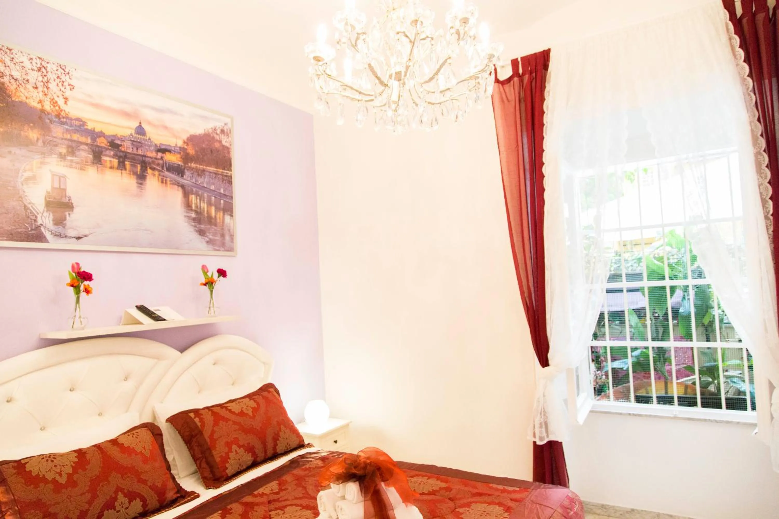 Bed in Royal Vatican