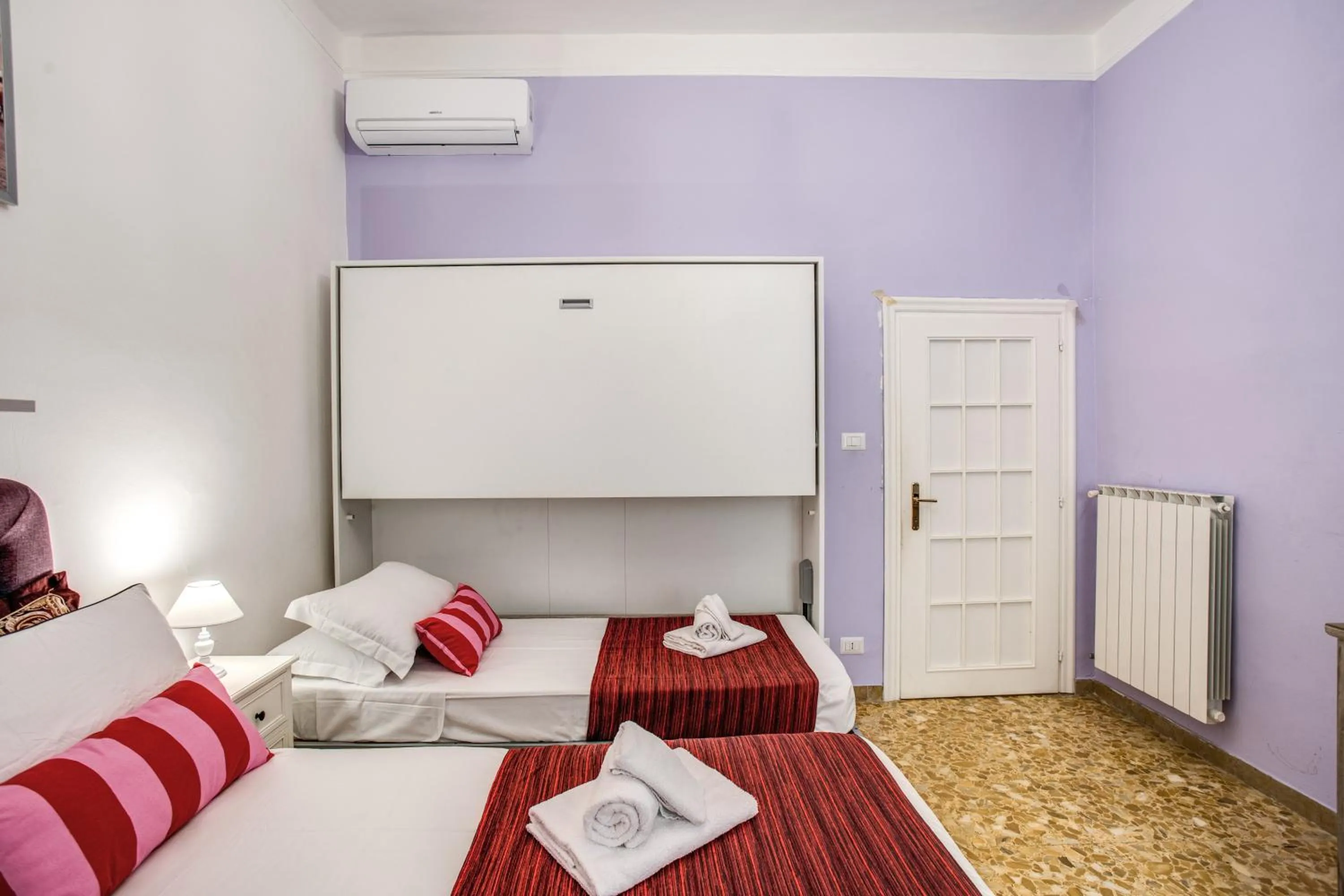 Bed in Royal Vatican