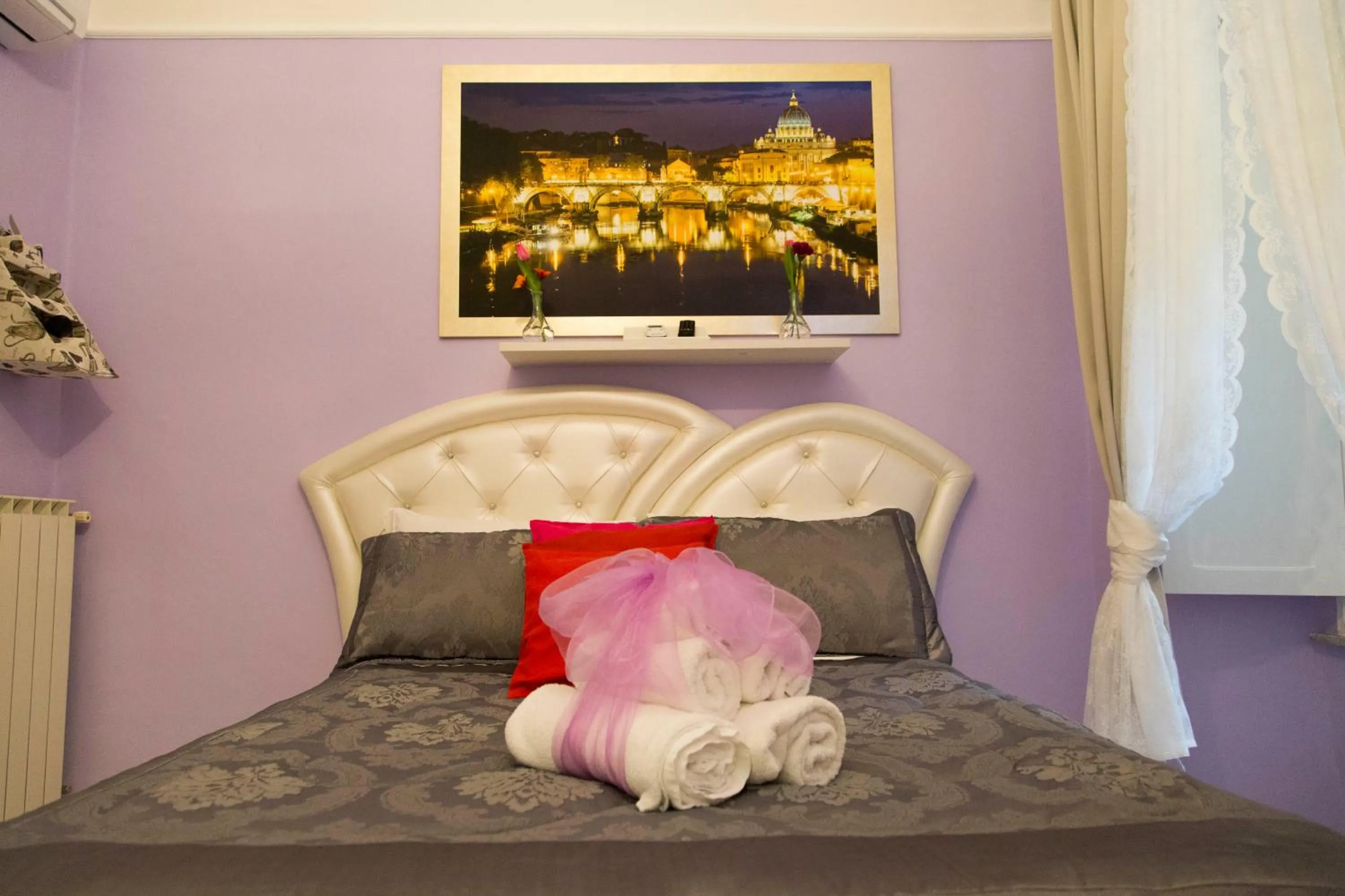 Bed in Royal Vatican