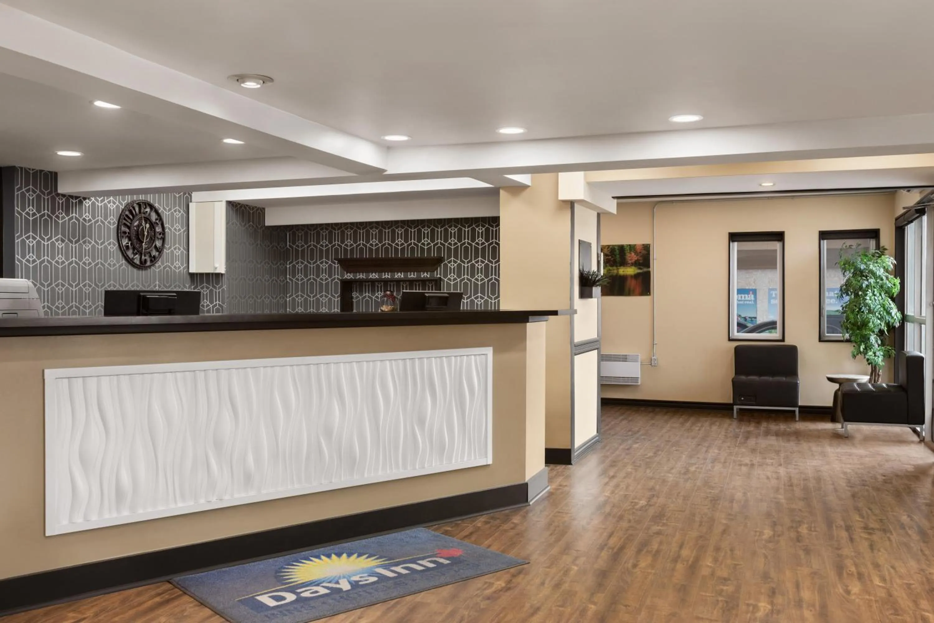 Lobby or reception in Days Inn & Suites by Wyndham Sault Ste. Marie ON