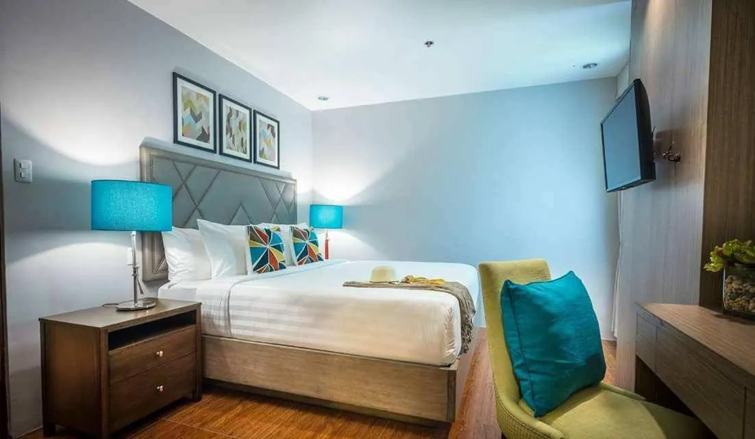 Bed in Dalian Peak Hotel